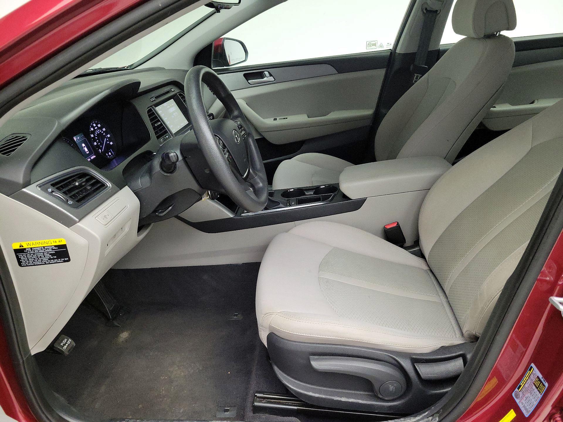 Thumbnail: 2016 Hyundai Sonata - 11