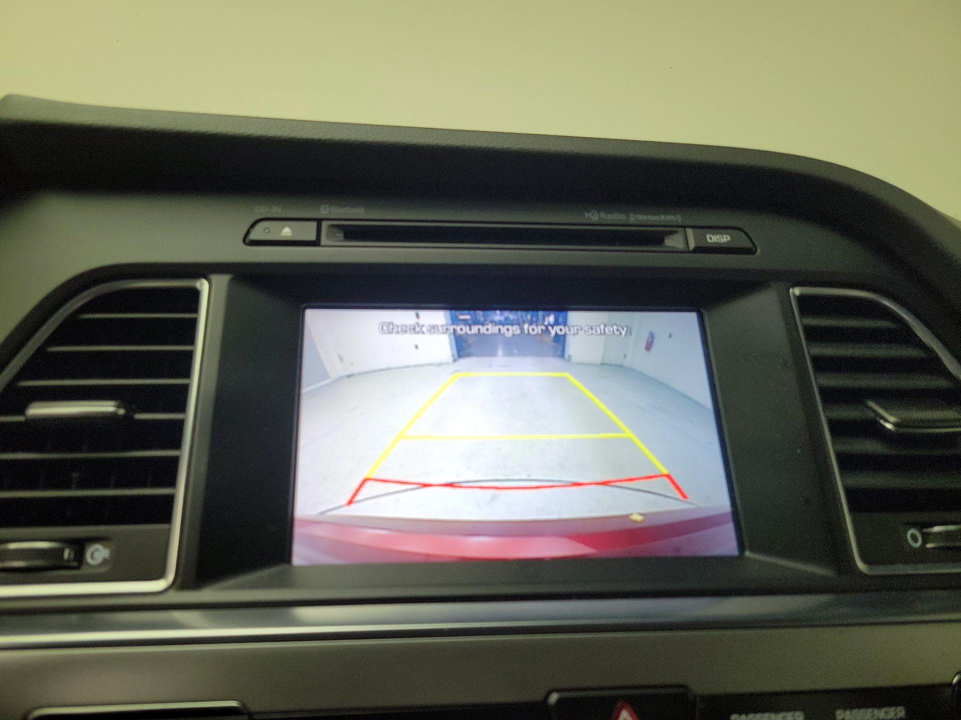 Thumbnail: 2016 Hyundai Sonata - 14