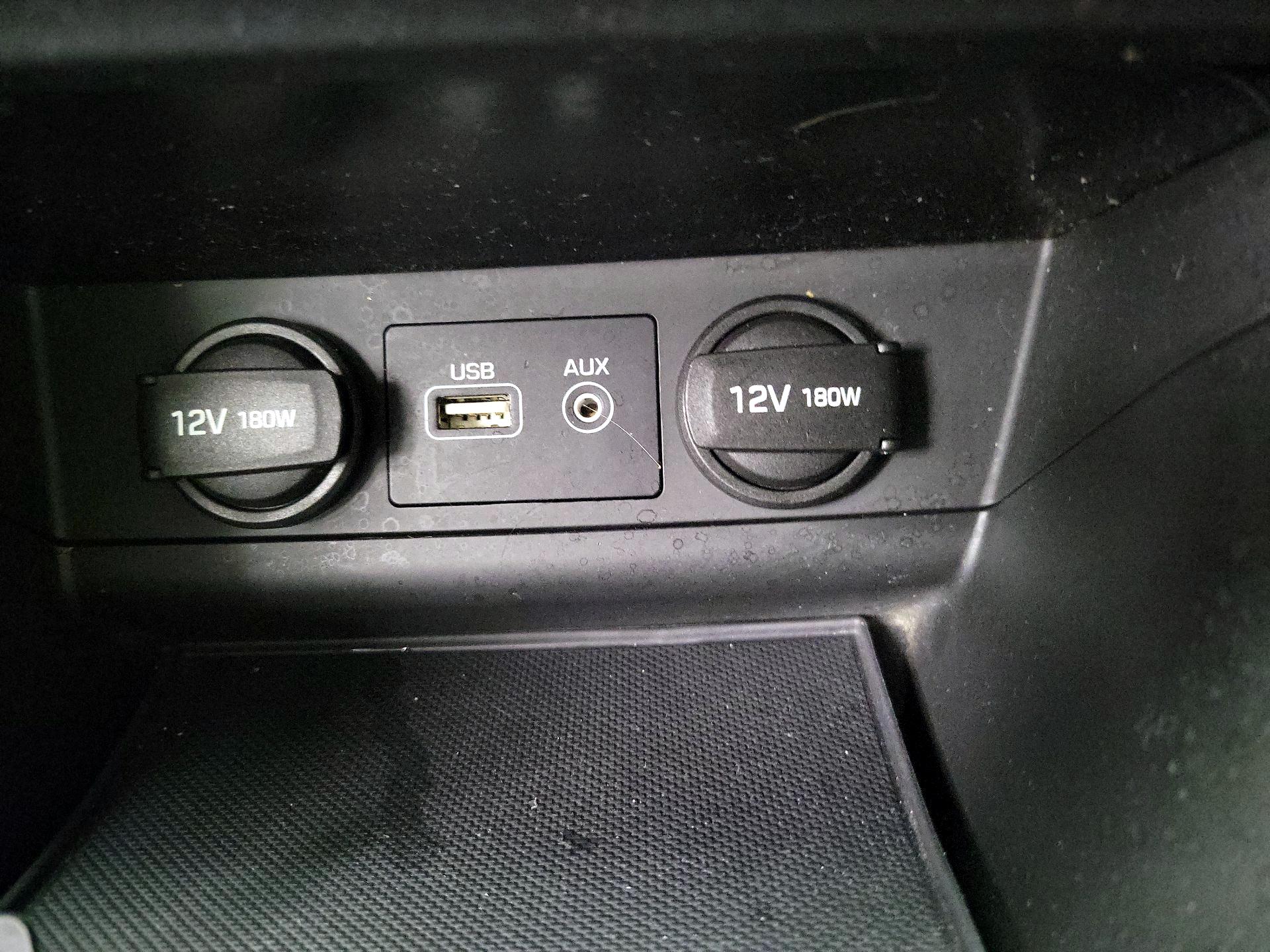 Thumbnail: 2016 Hyundai Sonata - 18