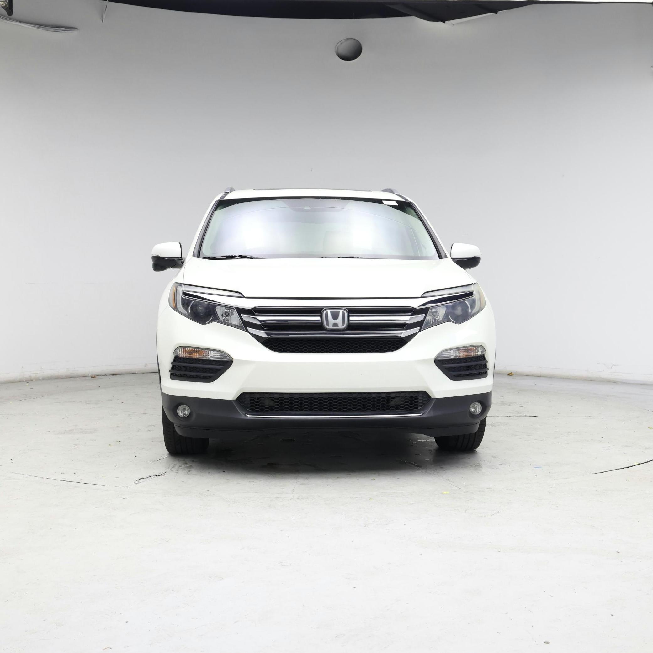 Thumbnail: 2017 Honda Pilot - 5