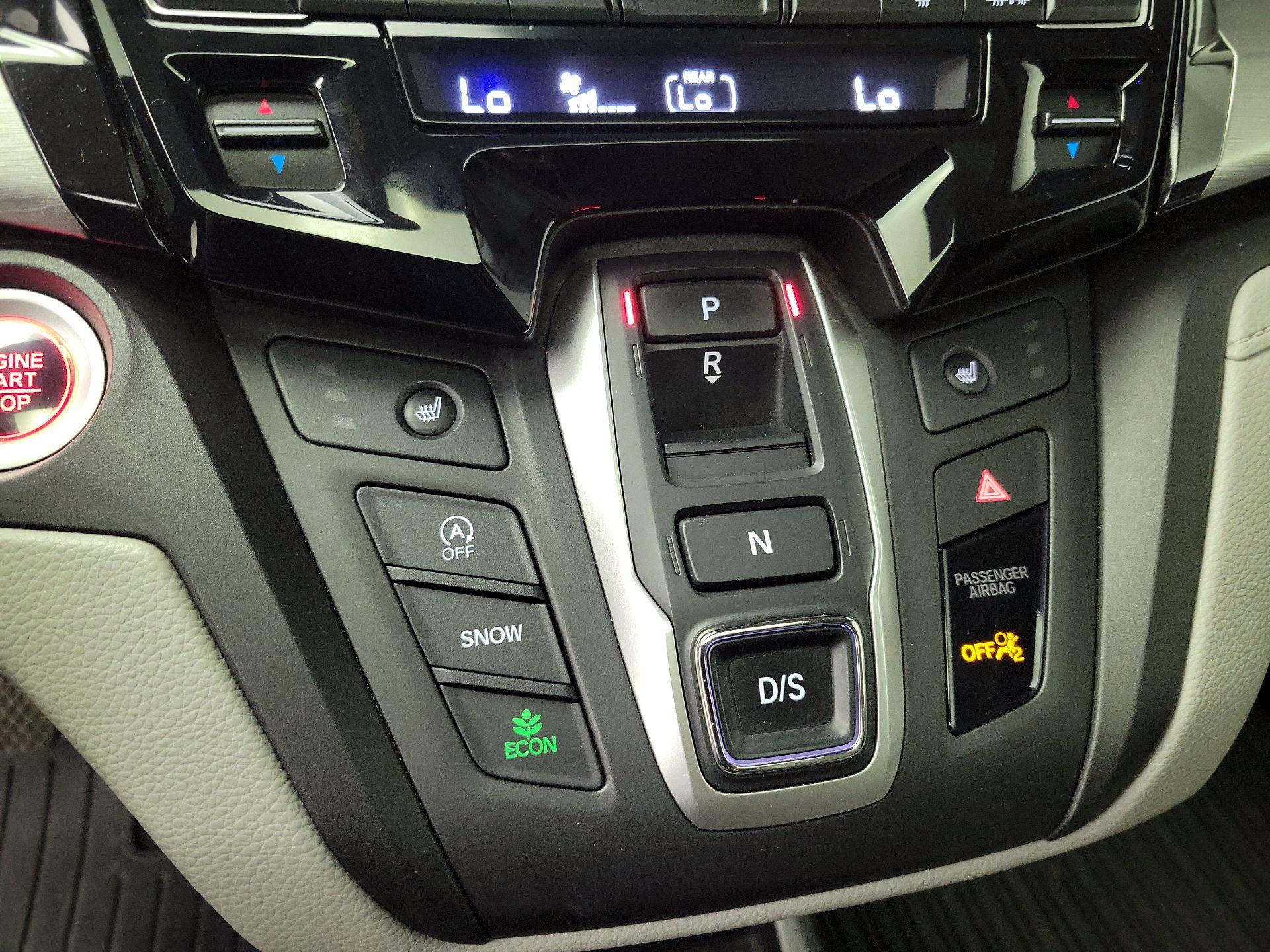 Thumbnail: 2020 Honda Odyssey - 17