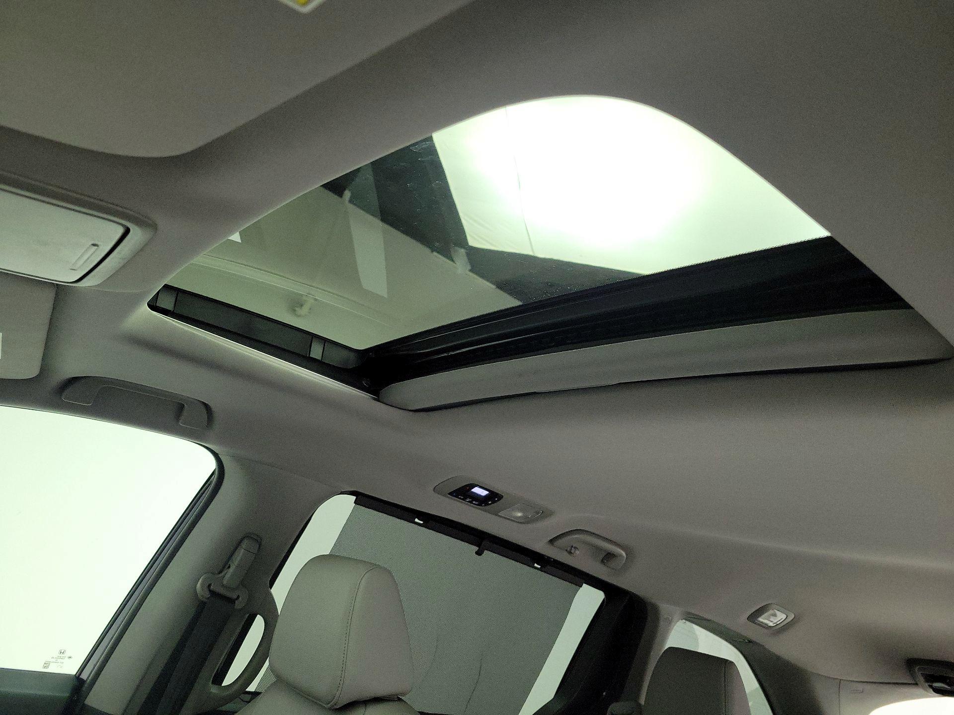 Thumbnail: 2020 Honda Odyssey - 19