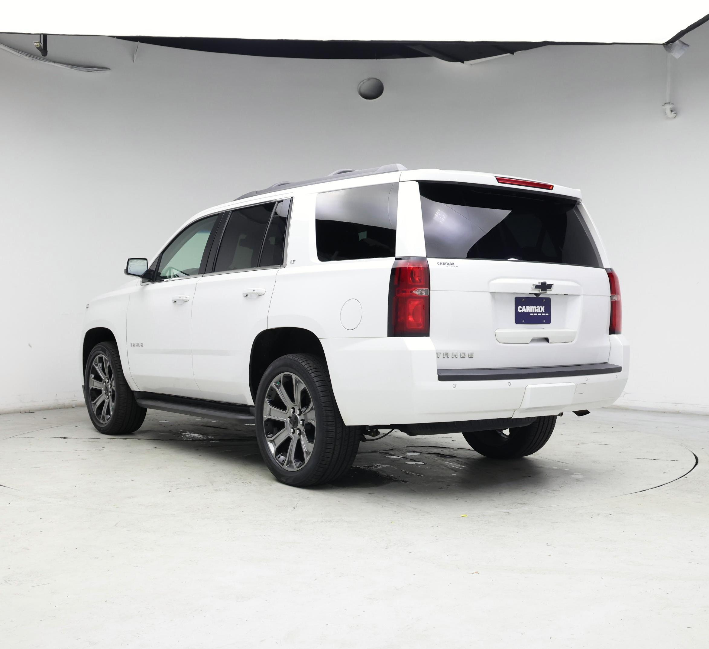 Thumbnail: 2016 Chevrolet Tahoe - 2
