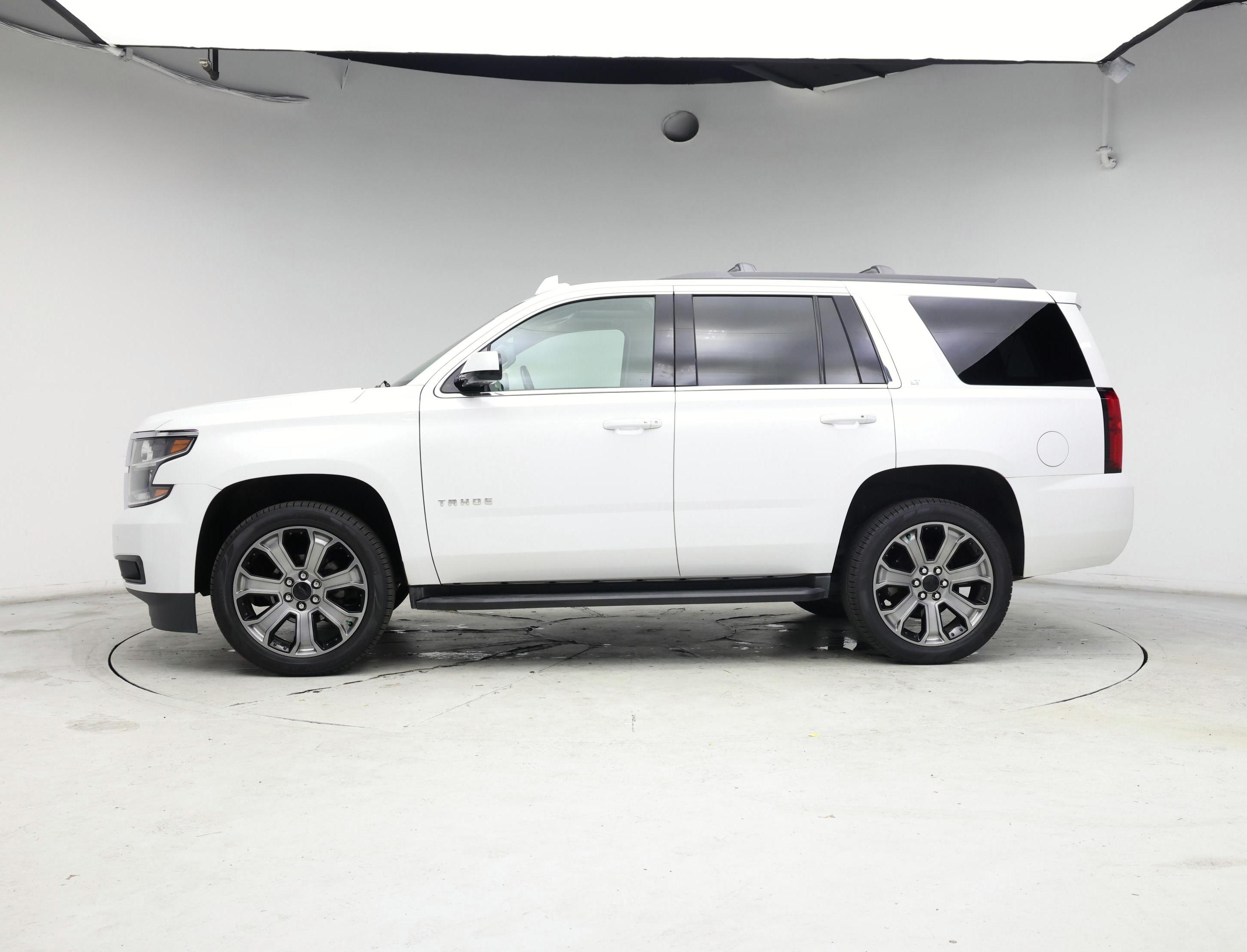 Thumbnail: 2016 Chevrolet Tahoe - 3