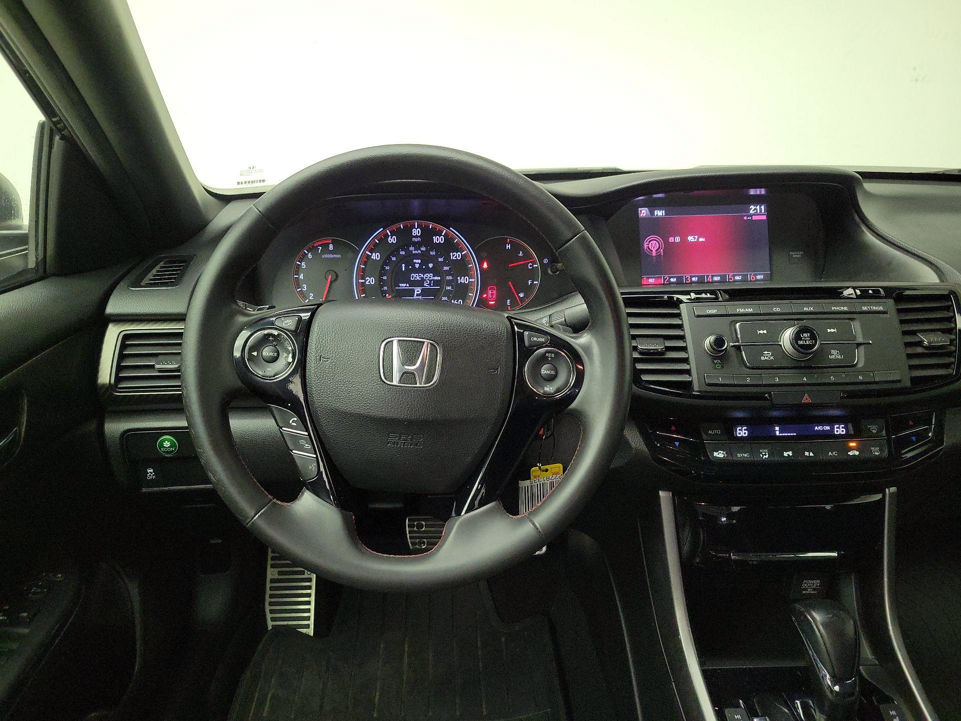 Thumbnail: 2017 Honda Accord - 10