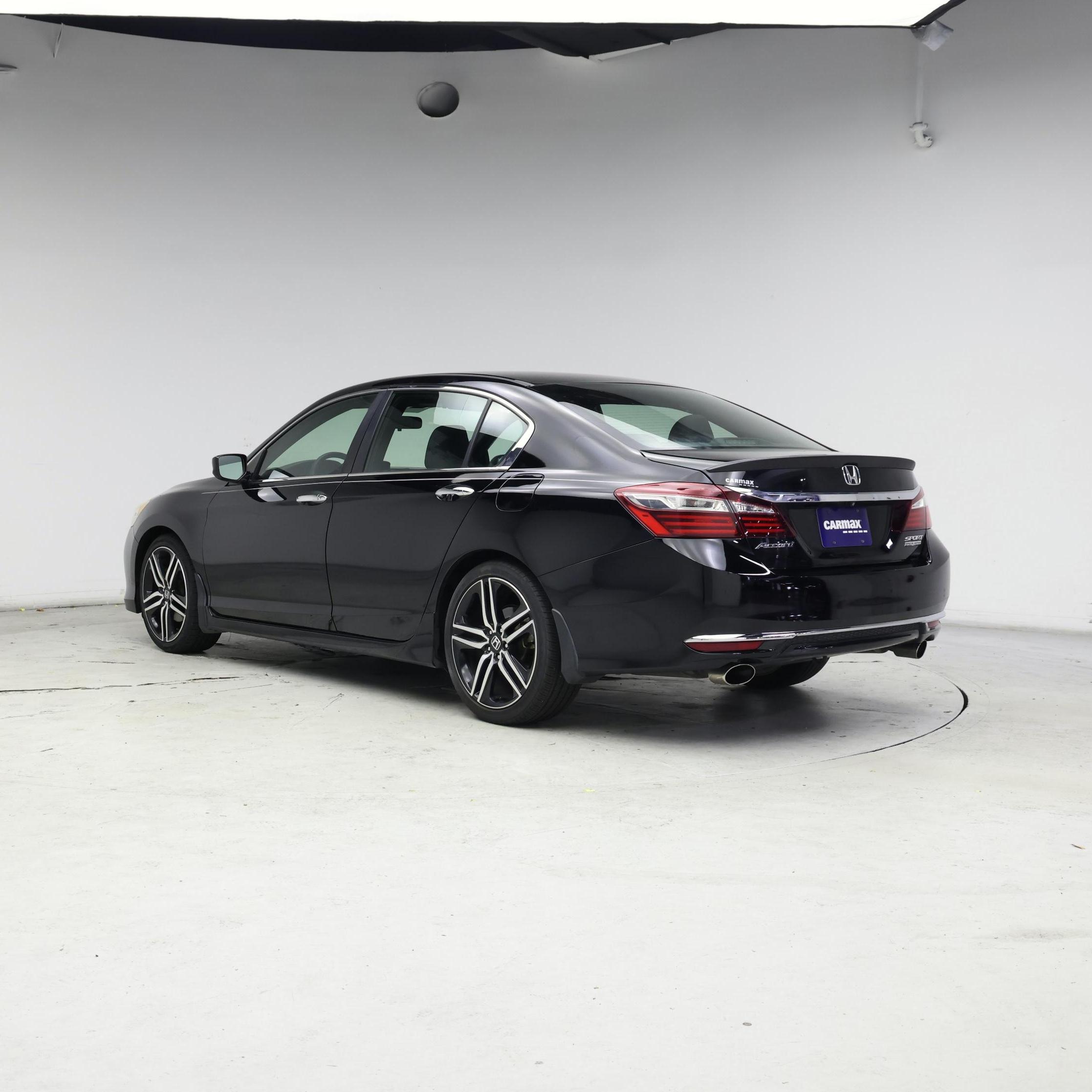 Thumbnail: 2017 Honda Accord - 2