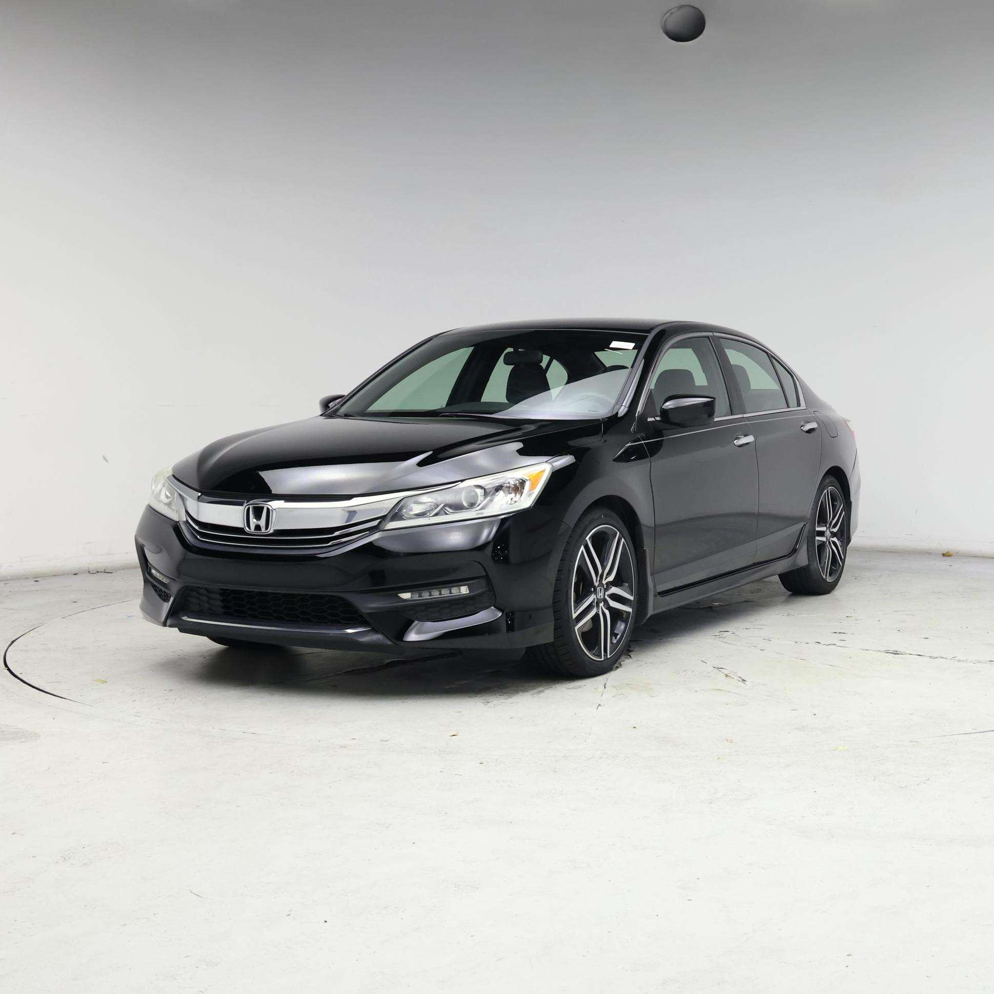 Thumbnail: 2017 Honda Accord - 4
