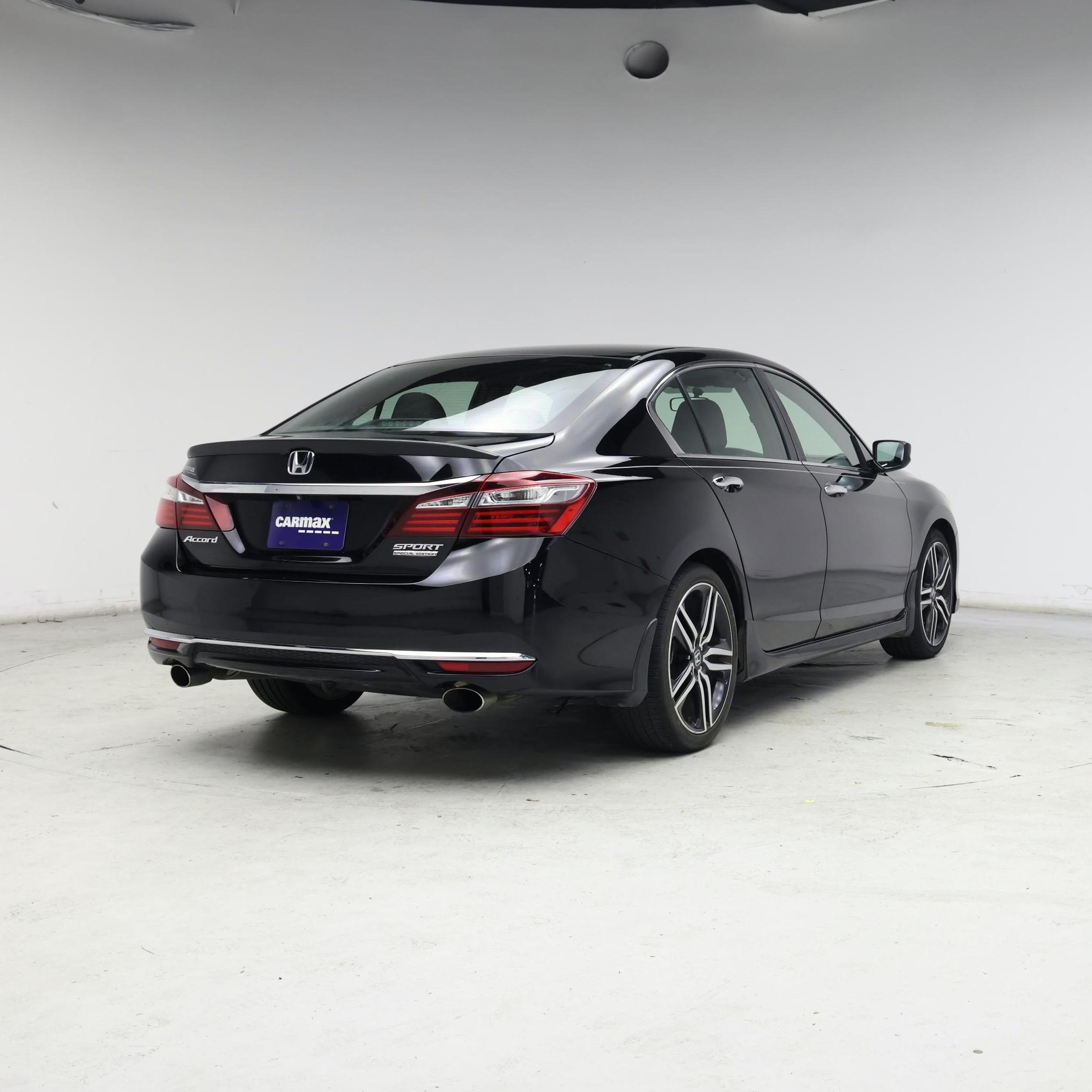 Thumbnail: 2017 Honda Accord - 8
