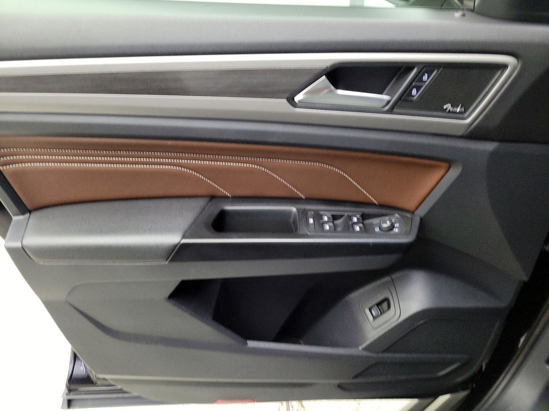 Thumbnail: 2021 Volkswagen Atlas - 12