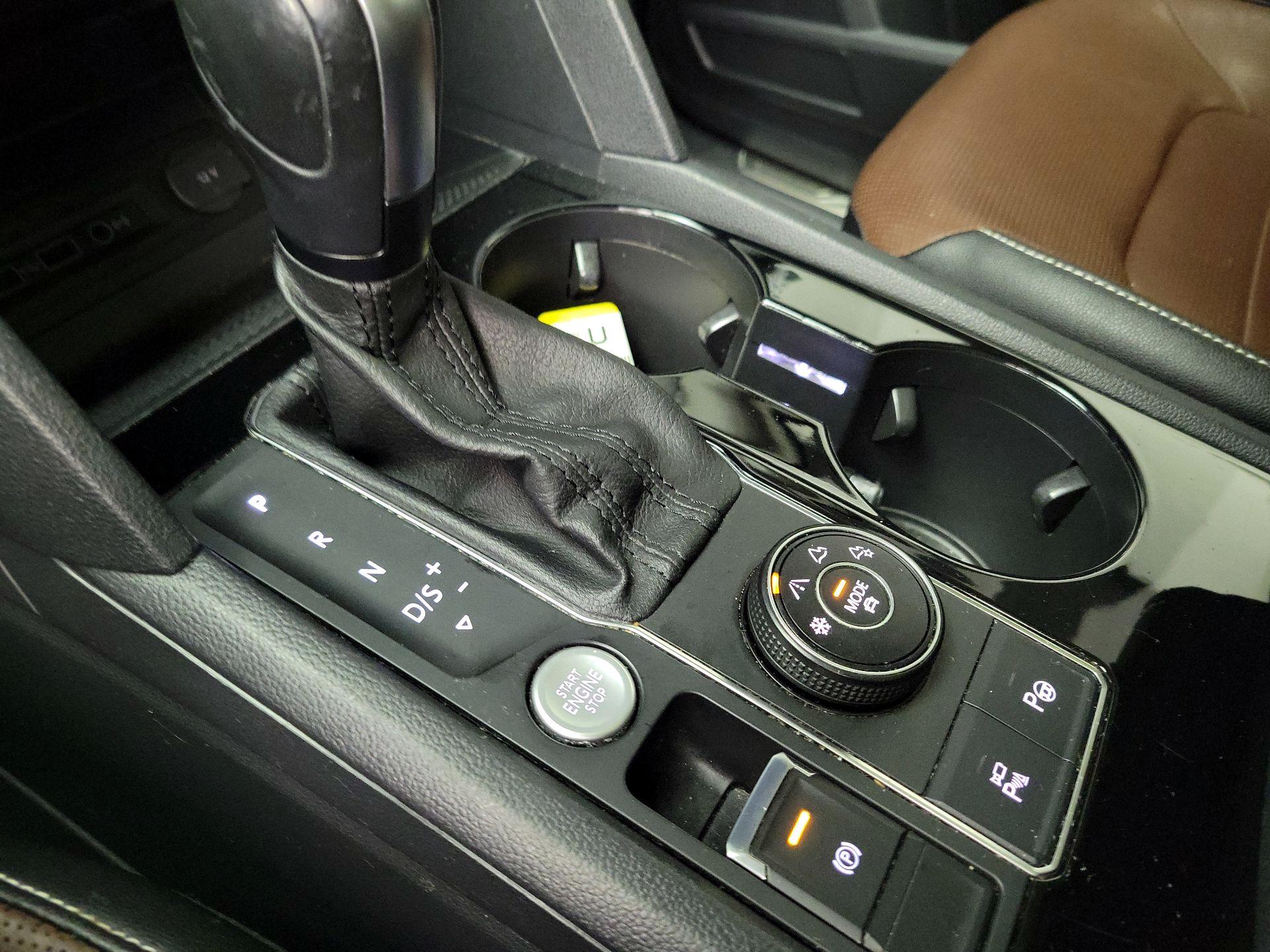 Thumbnail: 2021 Volkswagen Atlas - 17