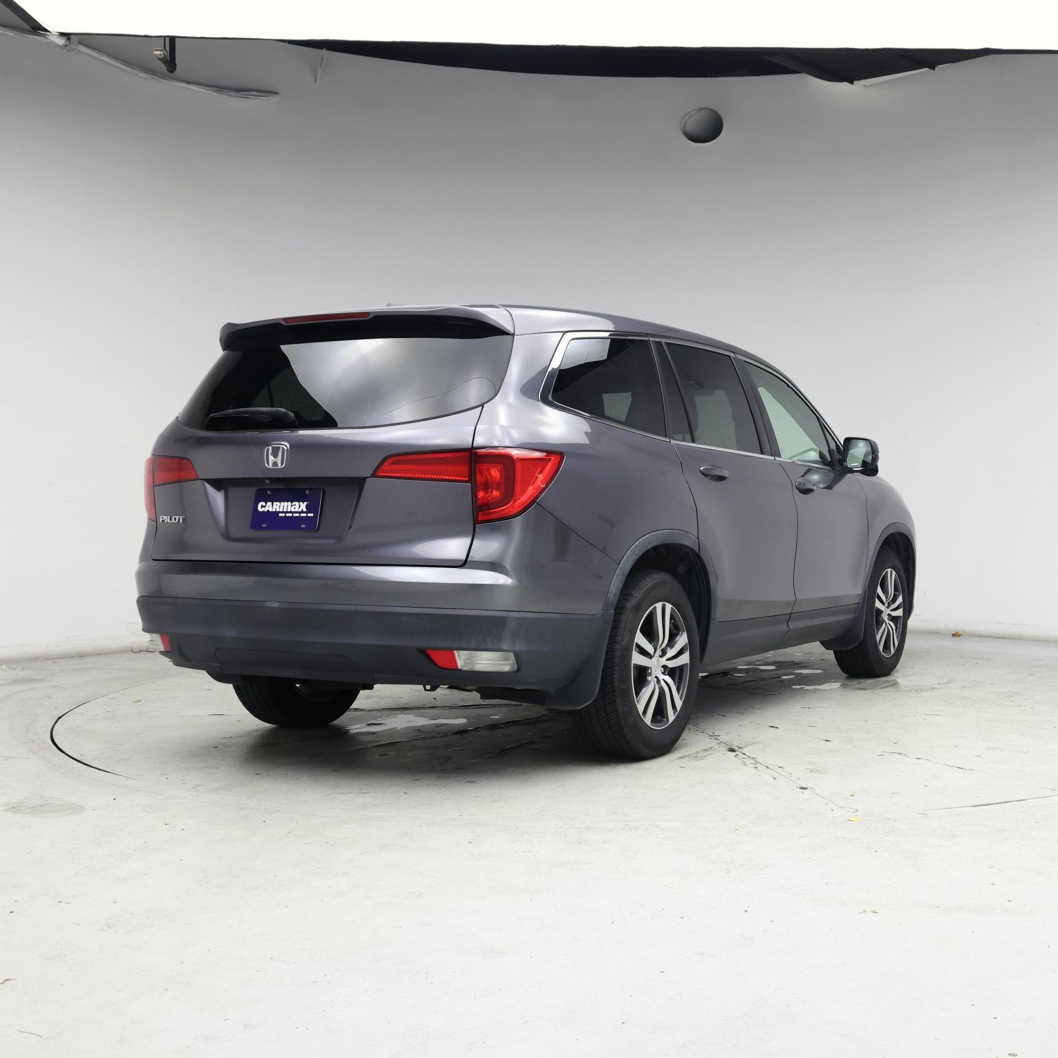 Thumbnail: 2016 Honda Pilot - 8
