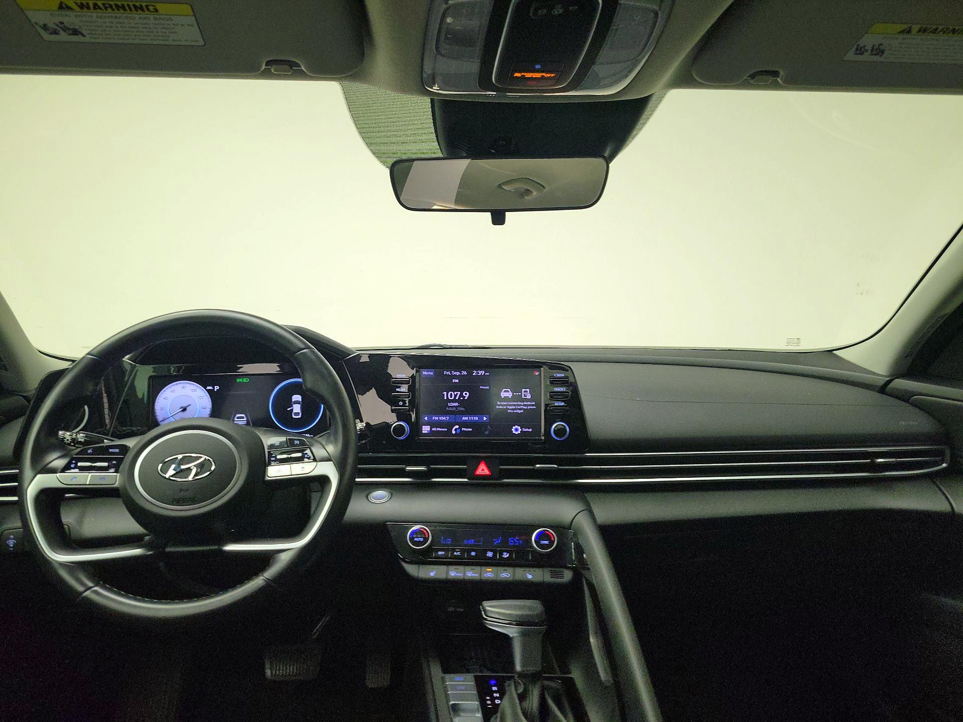 Thumbnail: 2022 Hyundai Elantra - 9