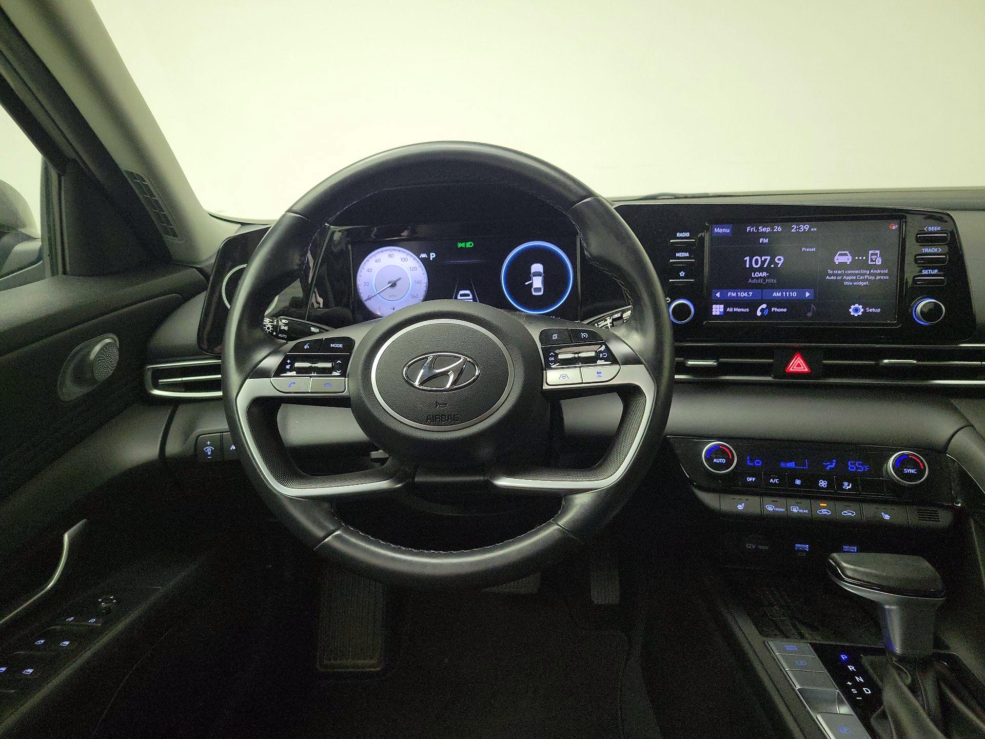 Thumbnail: 2022 Hyundai Elantra - 10