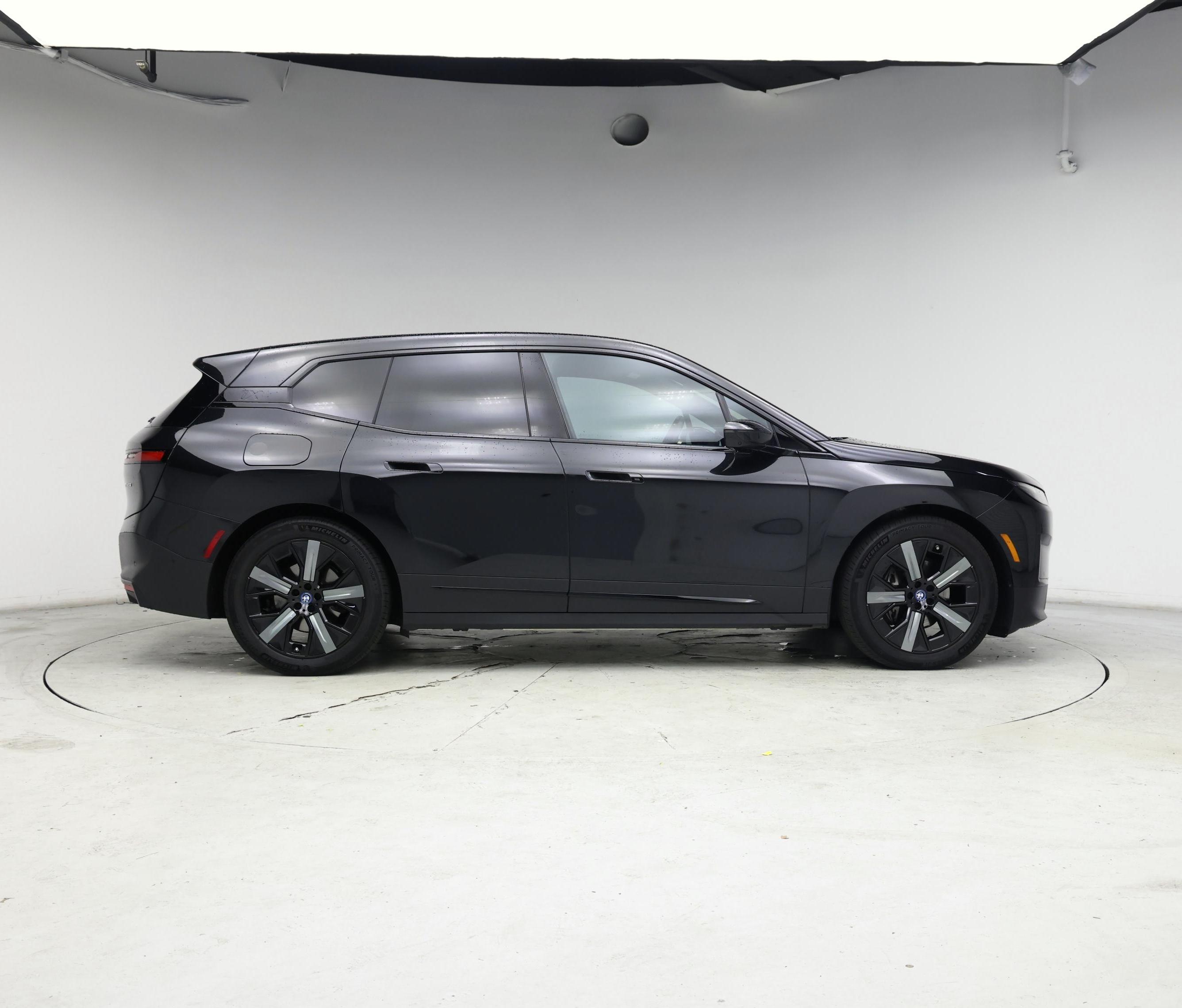Thumbnail: 2023 BMW iX - 7
