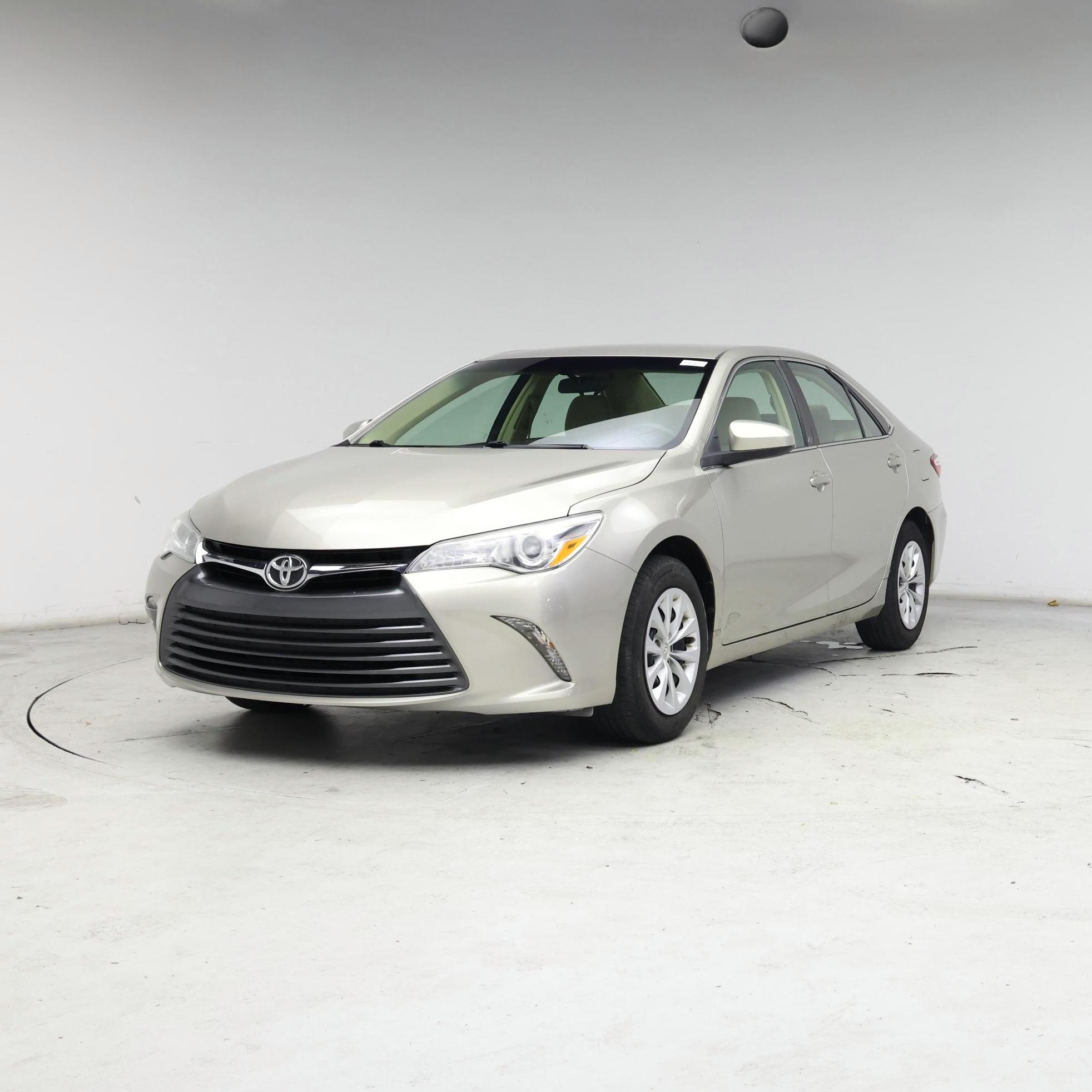 Thumbnail: 2017 Toyota Camry - 4