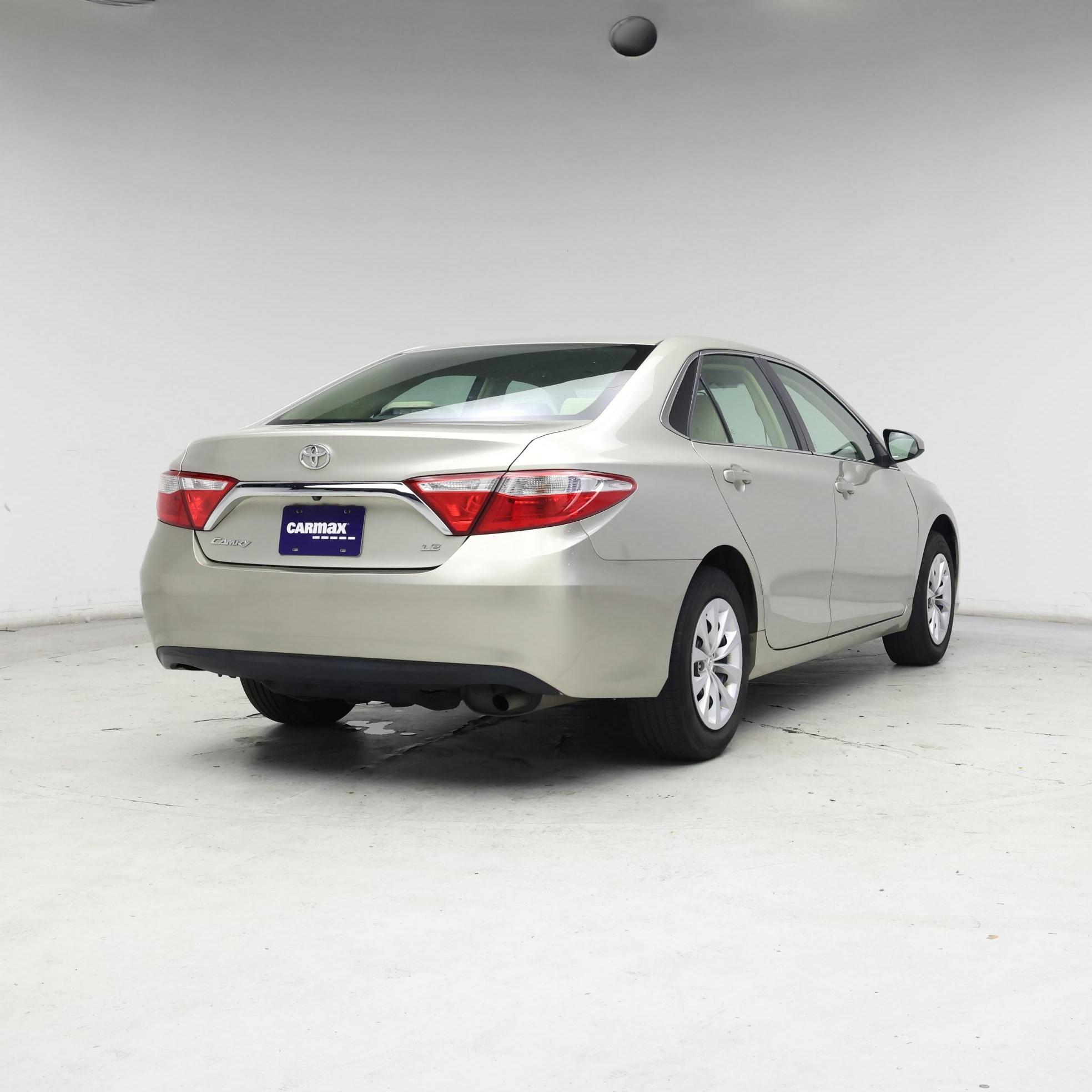 Thumbnail: 2017 Toyota Camry - 8