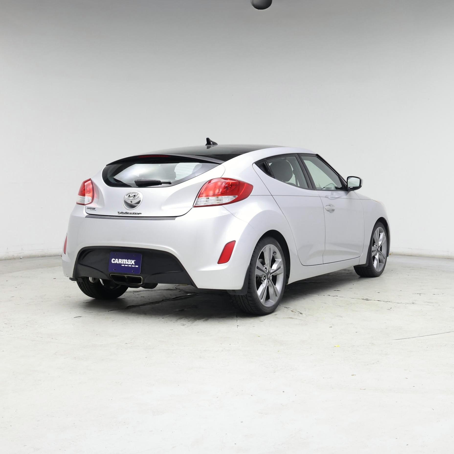Thumbnail: 2016 Hyundai Veloster - 8