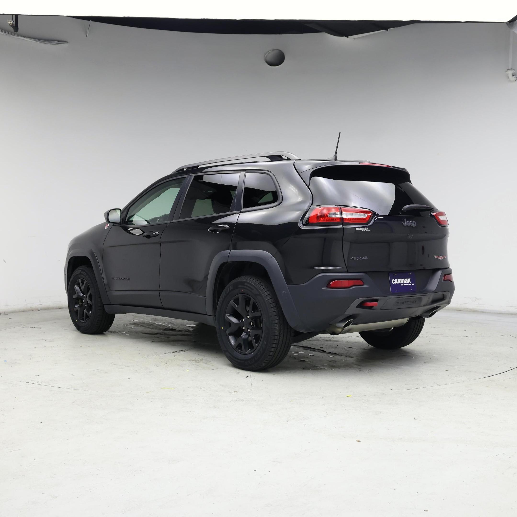 Thumbnail: 2016 Jeep Cherokee - 2