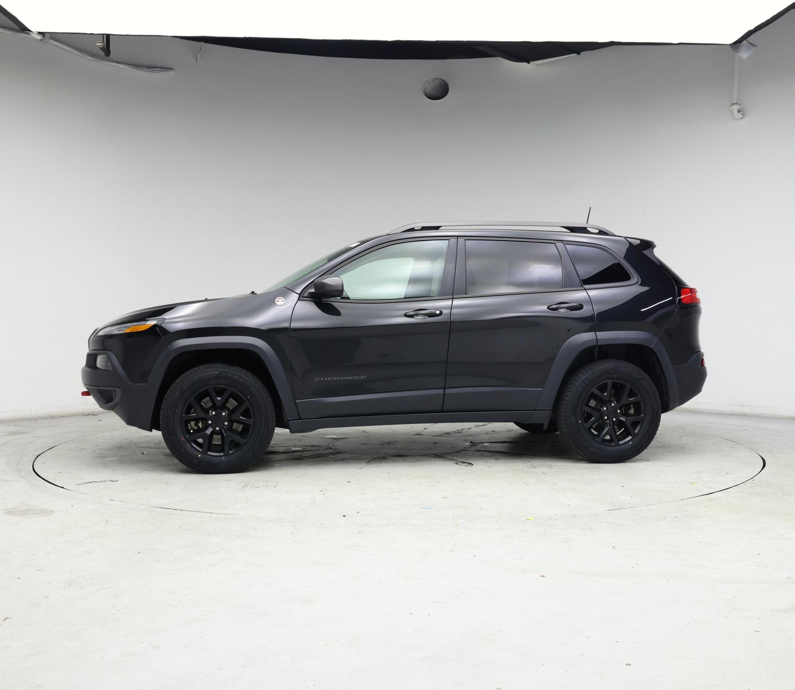 Thumbnail: 2016 Jeep Cherokee - 3