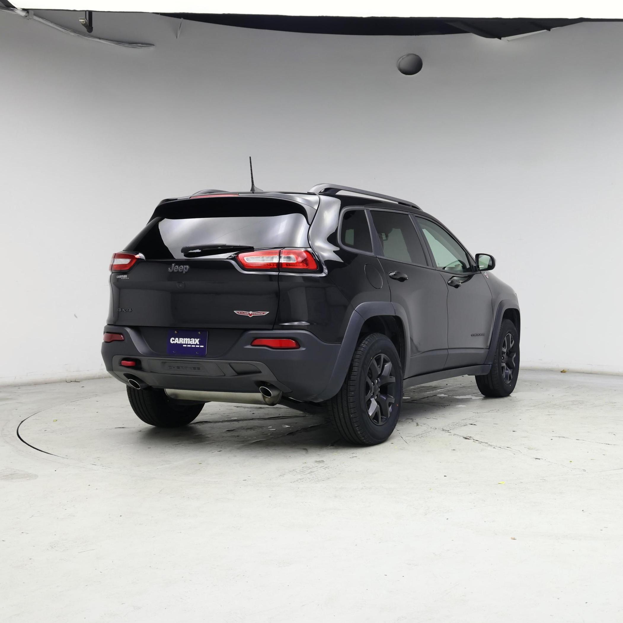 Thumbnail: 2016 Jeep Cherokee - 8