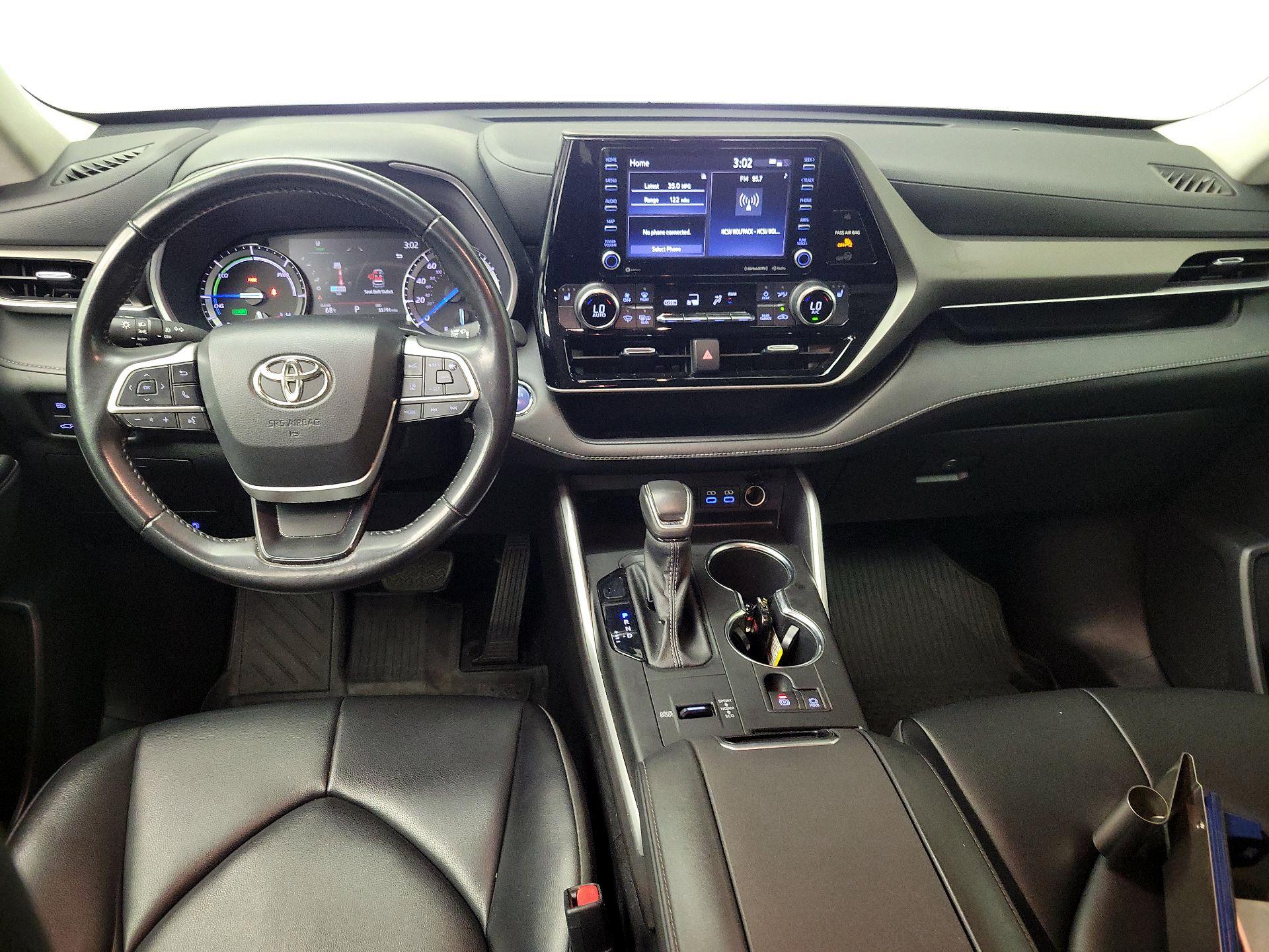 Thumbnail: 2022 Toyota Highlander - 9
