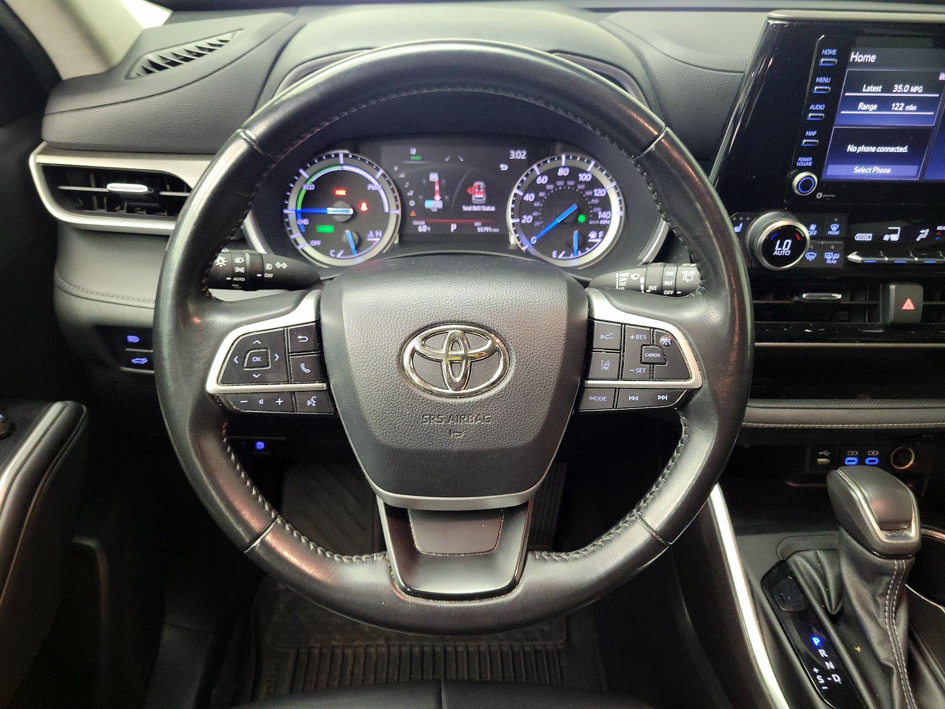 Thumbnail: 2022 Toyota Highlander - 10
