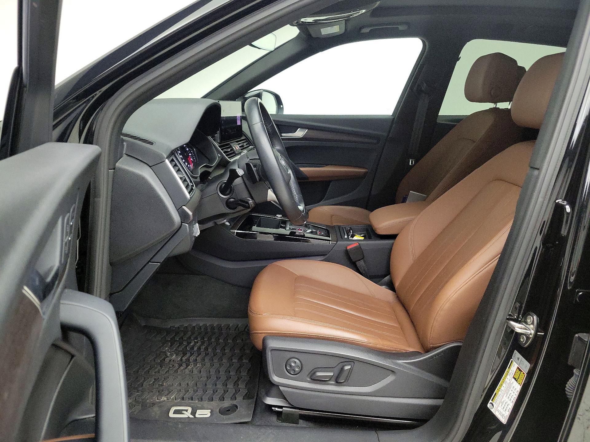 Thumbnail: 2022 Audi Q5 - 11