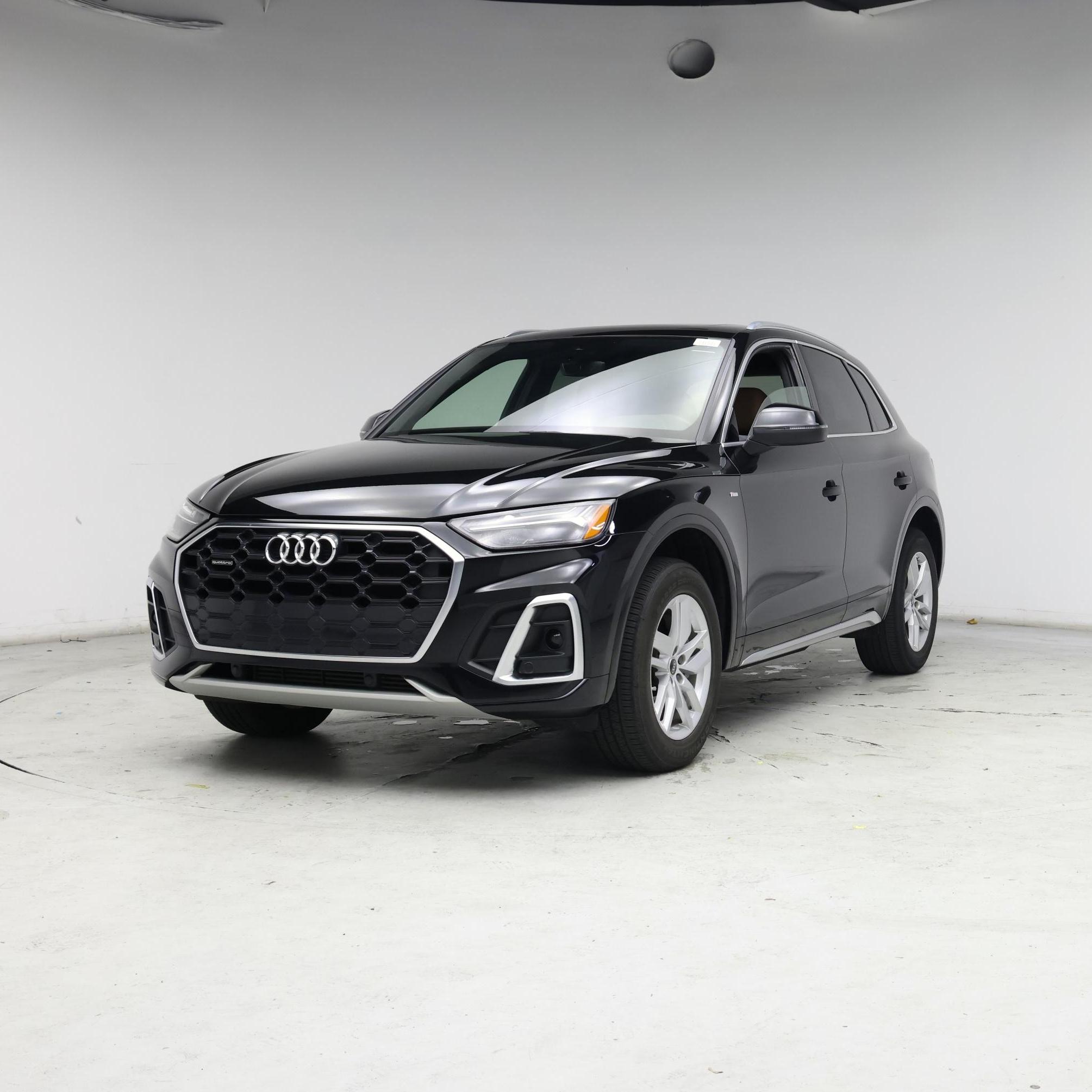 Thumbnail: 2022 Audi Q5 - 4