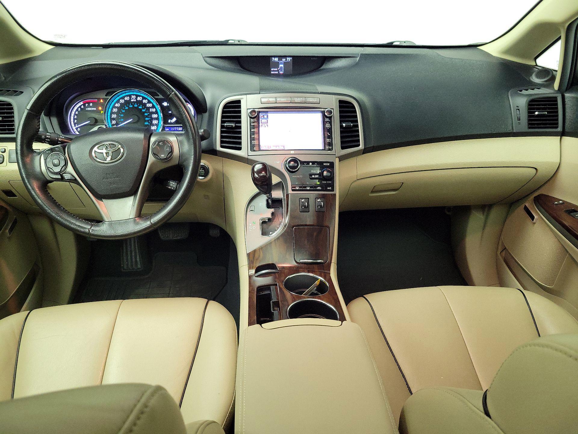 Thumbnail: 2014 Toyota Venza - 9