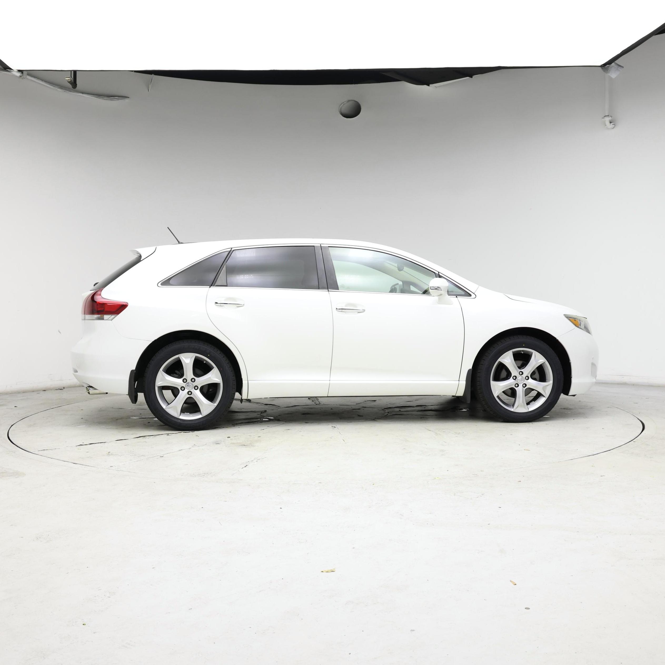 Thumbnail: 2014 Toyota Venza - 7