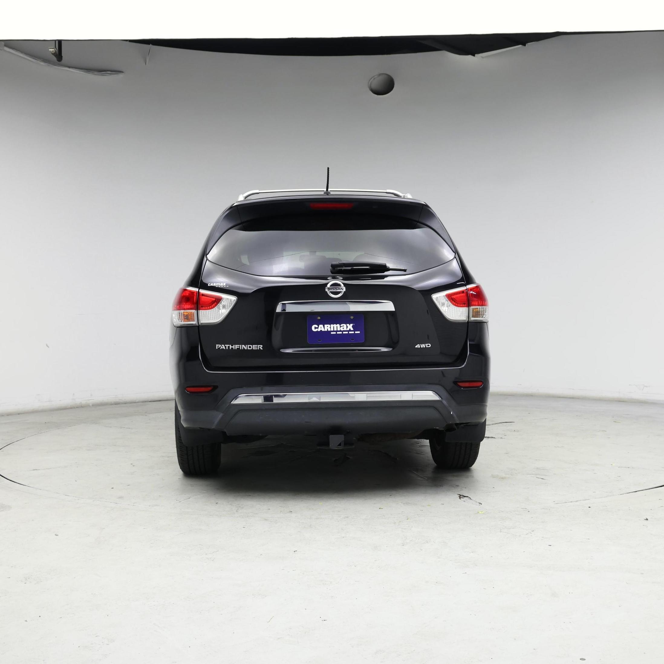 Thumbnail: 2015 Nissan Pathfinder - 6