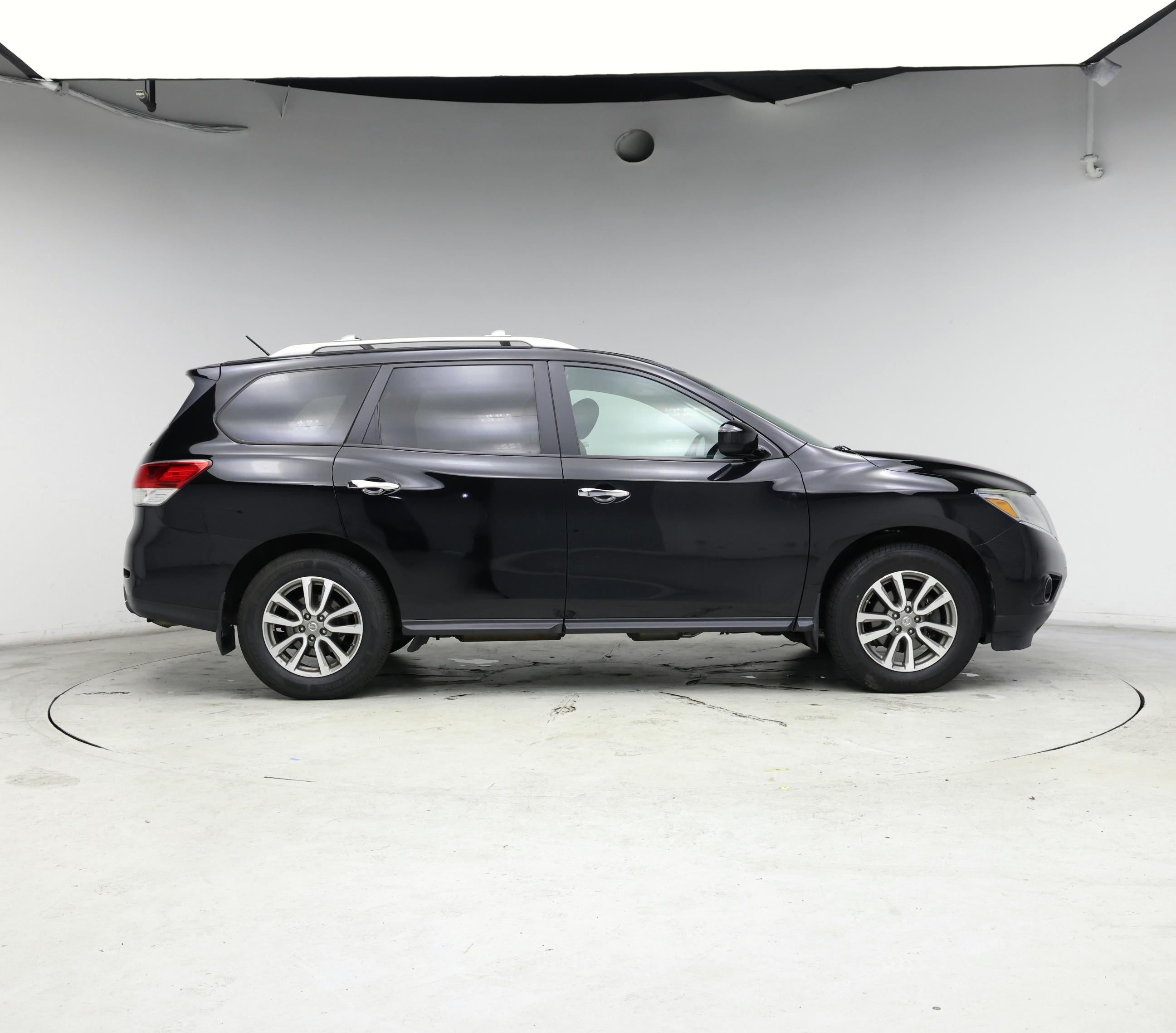 Thumbnail: 2015 Nissan Pathfinder - 7