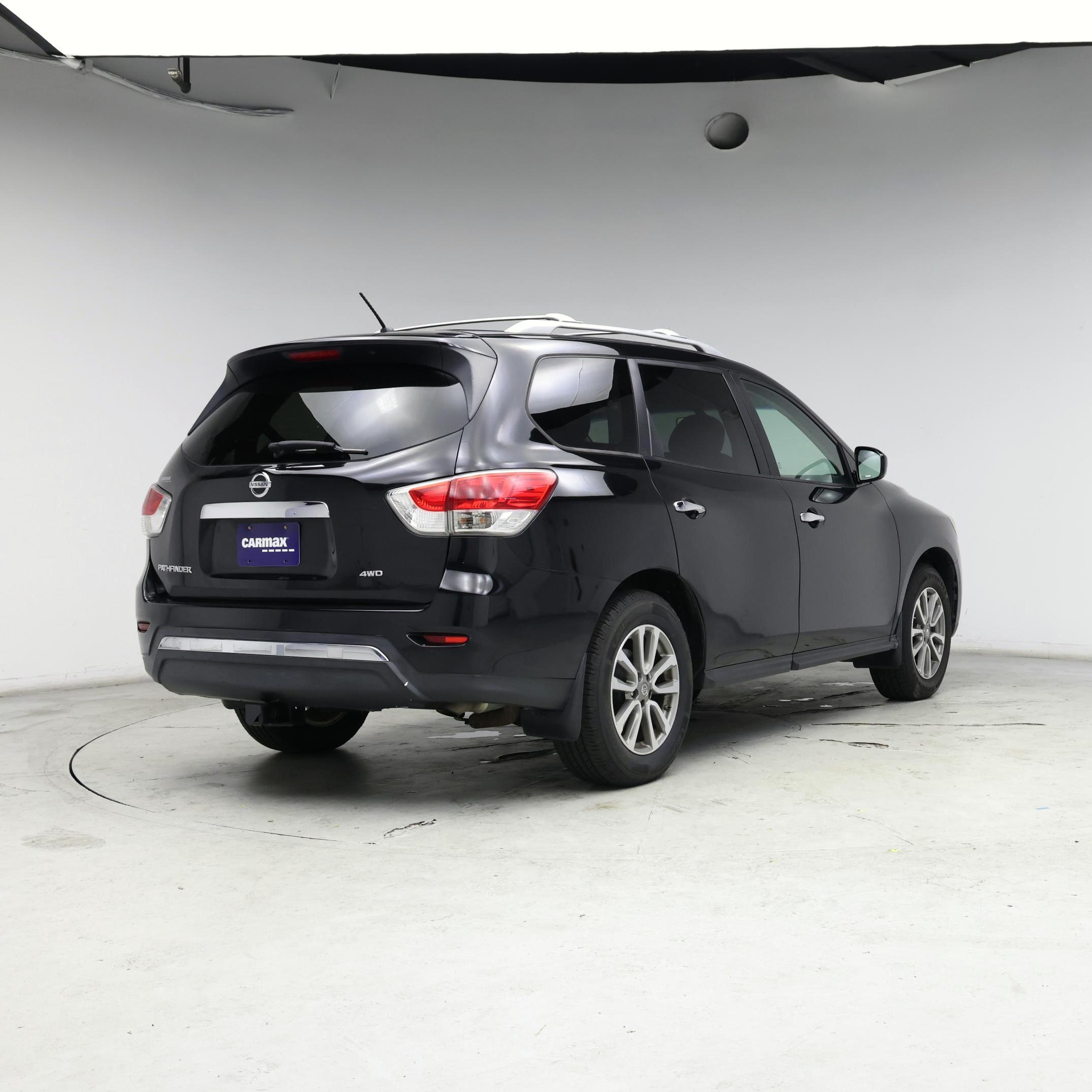 Thumbnail: 2015 Nissan Pathfinder - 8