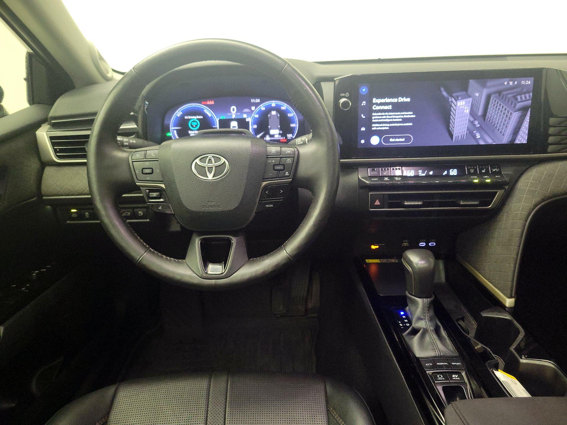 Thumbnail: 2025 Toyota Camry - 10