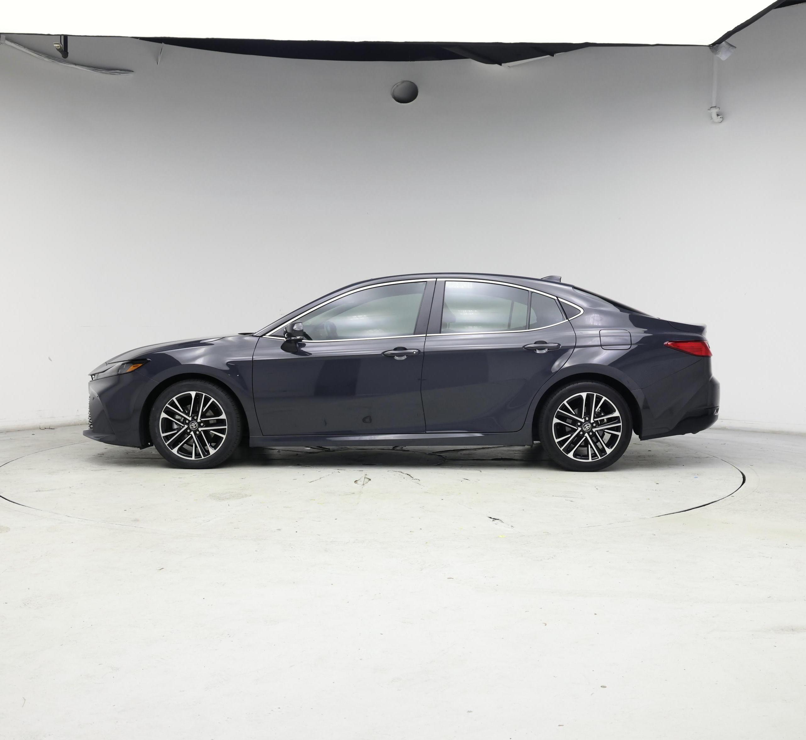 Thumbnail: 2025 Toyota Camry - 3