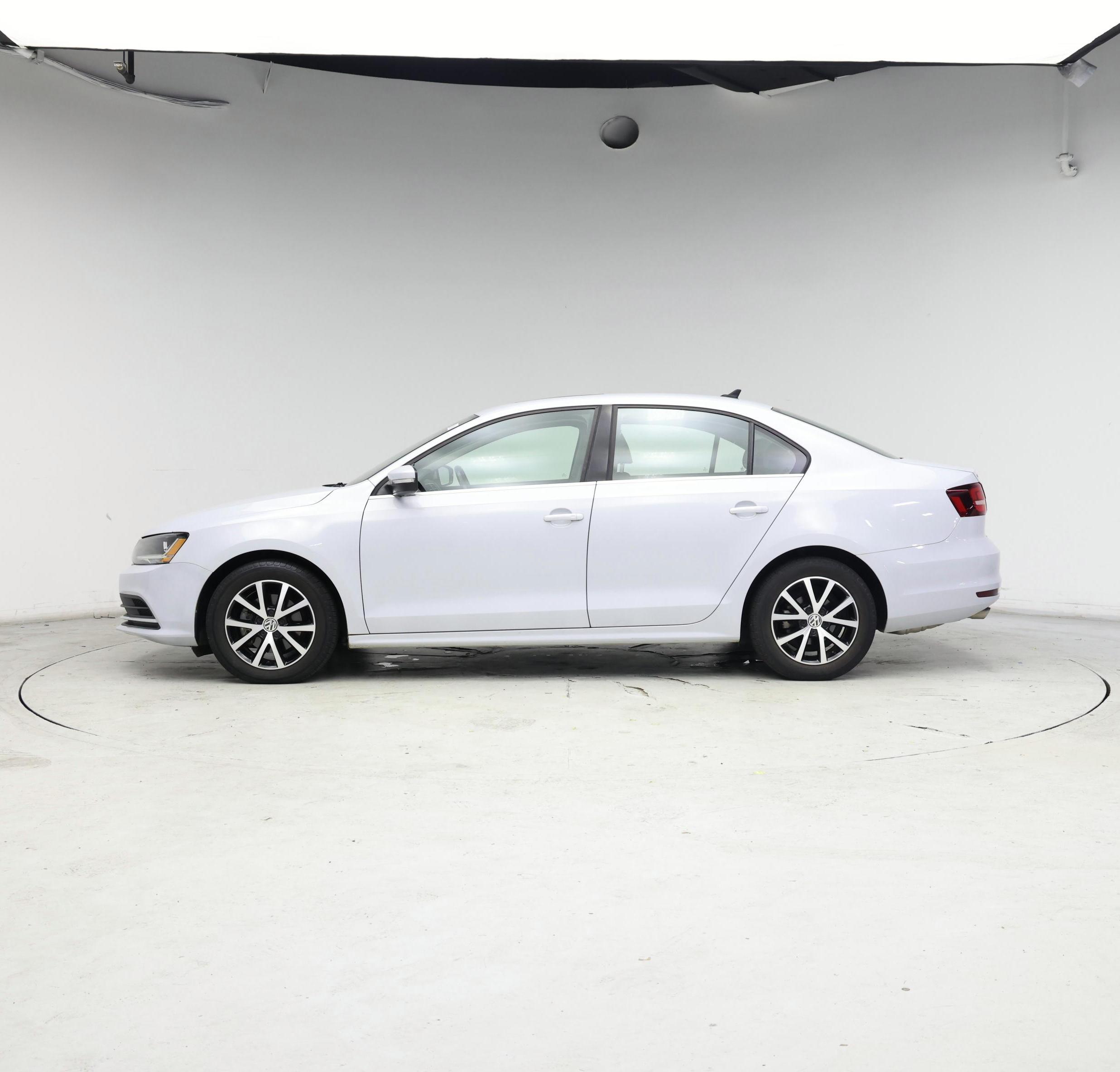 Thumbnail: 2017 Volkswagen Jetta - 3