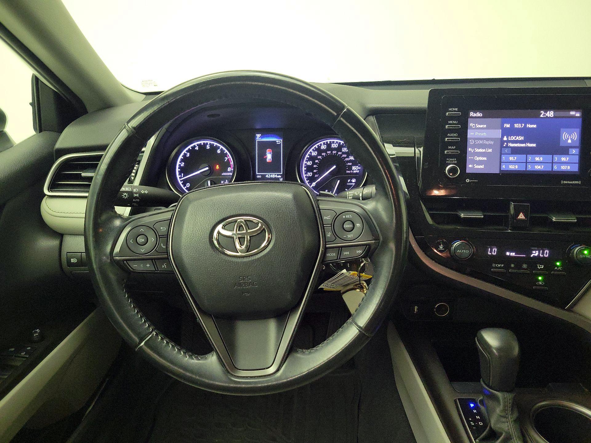 Thumbnail: 2023 Toyota Camry - 10