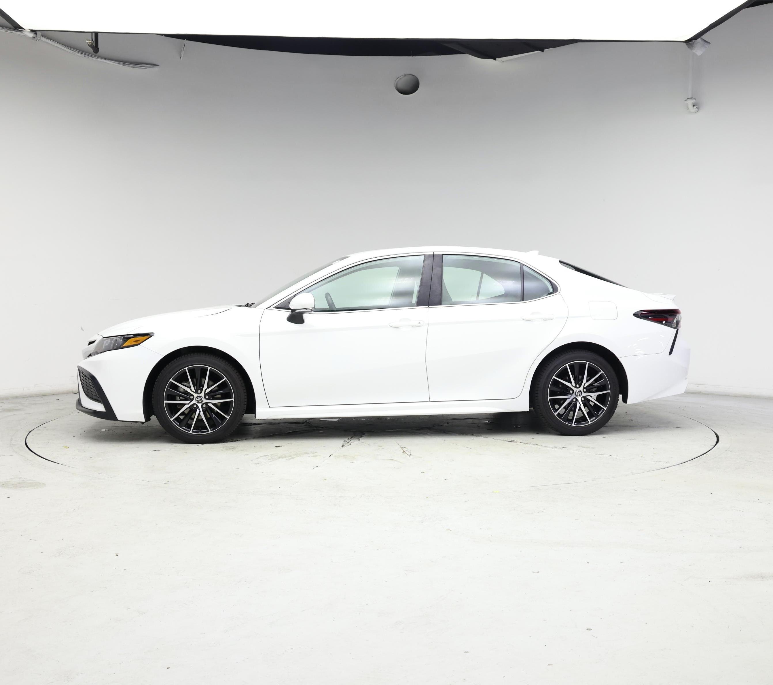 Thumbnail: 2023 Toyota Camry - 3