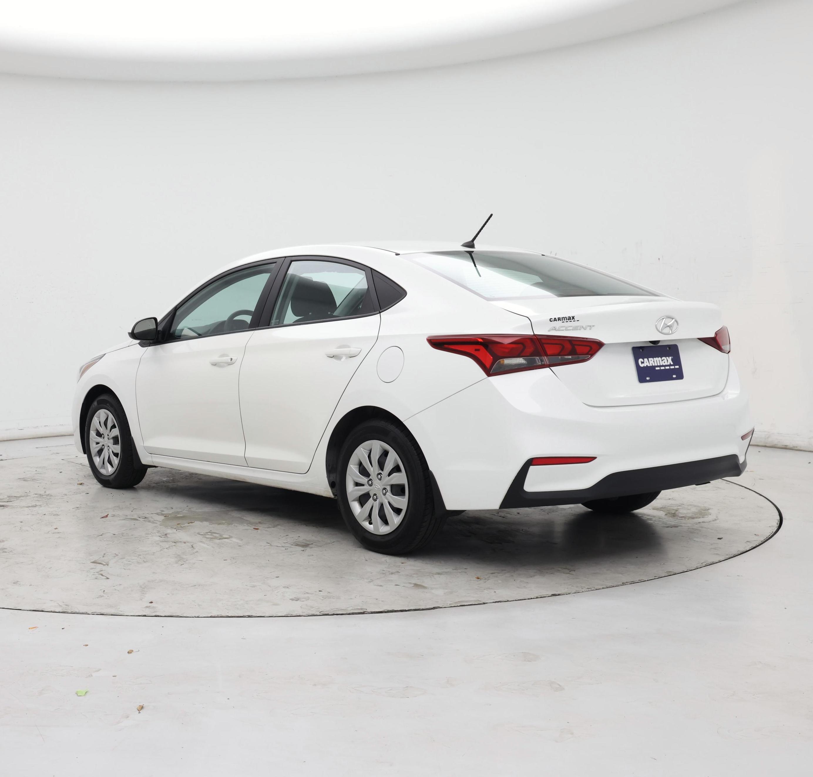 Thumbnail: 2022 Hyundai Accent - 2