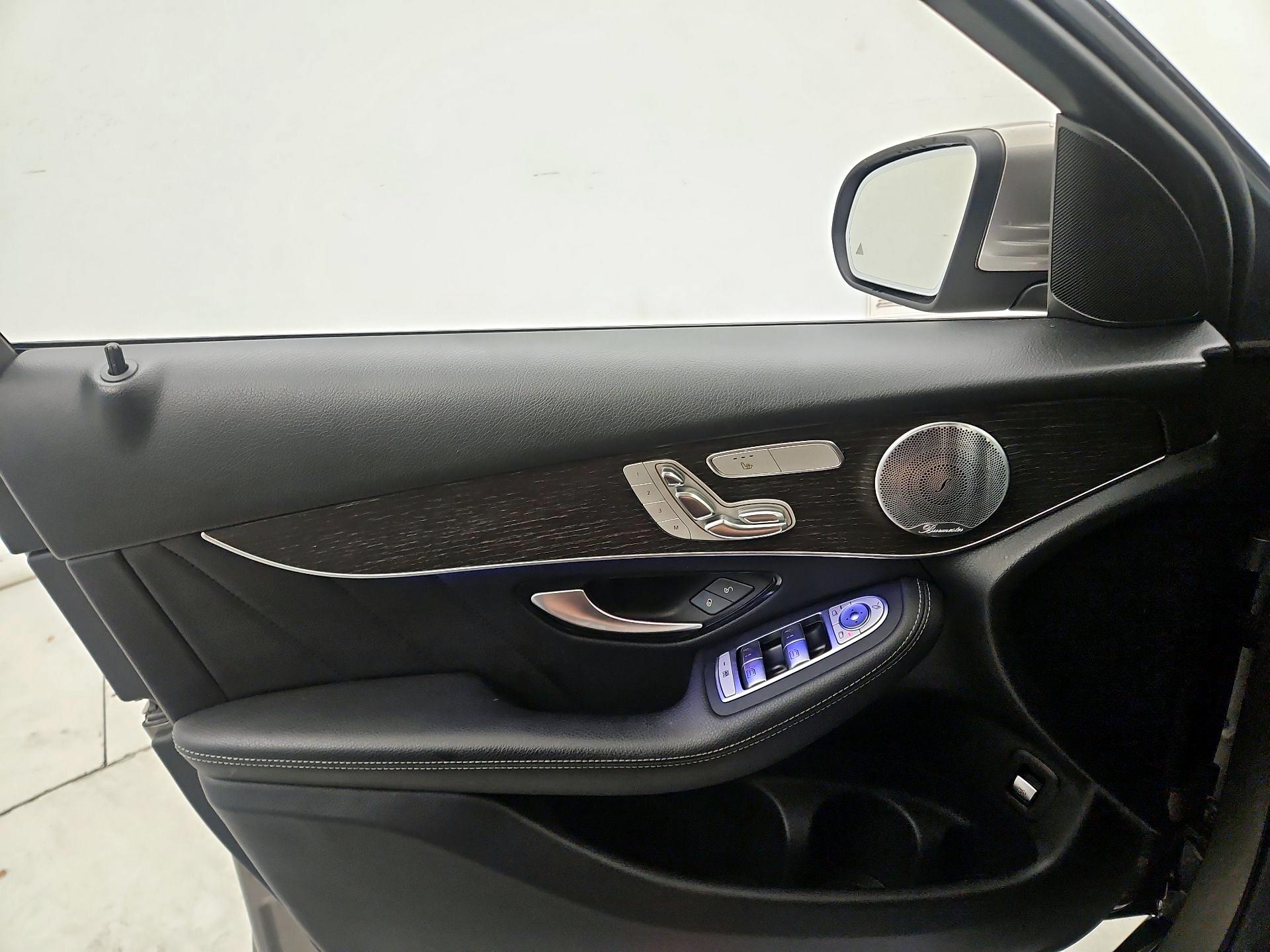 Thumbnail: 2020 Mercedes-Benz GLC - 12