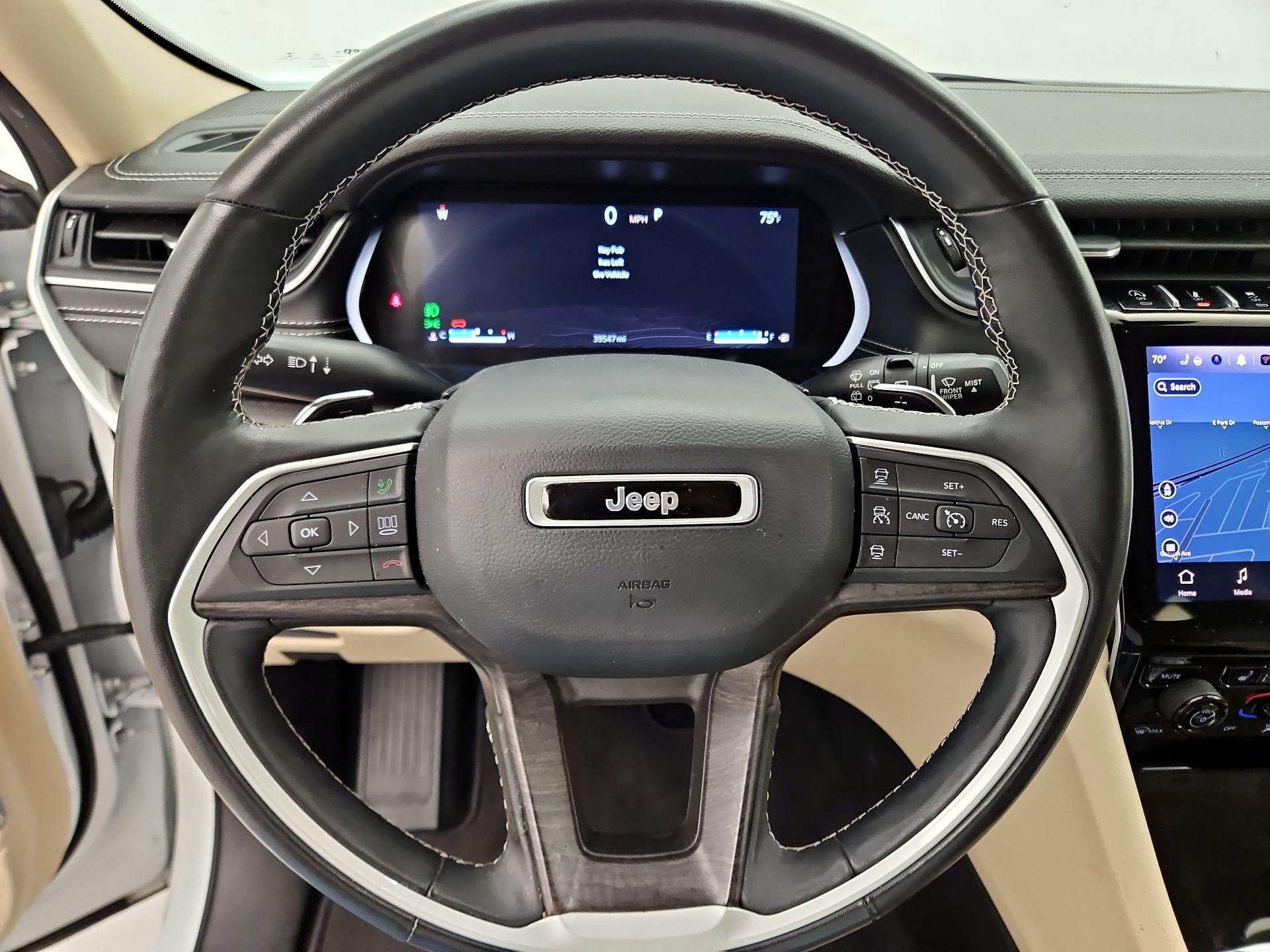 Thumbnail: 2022 Jeep Grand Cherokee L - 10