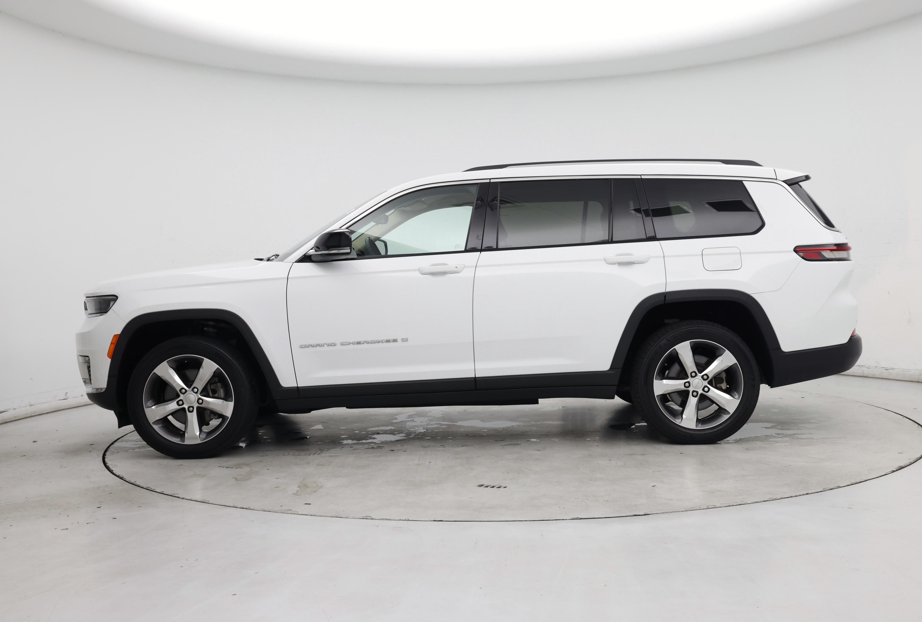 Thumbnail: 2022 Jeep Grand Cherokee L - 3