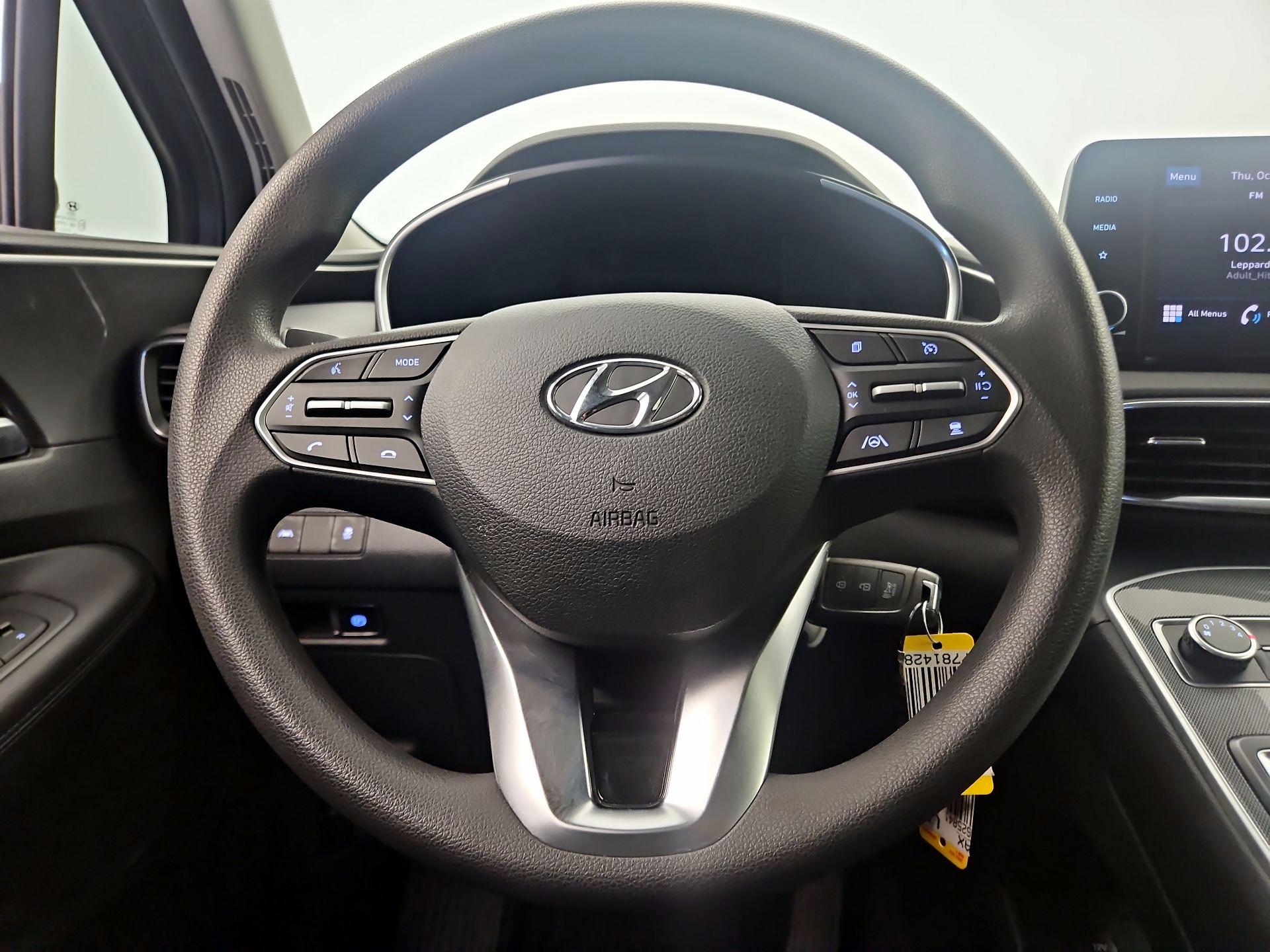 Thumbnail: 2023 Hyundai Santa Fe - 10