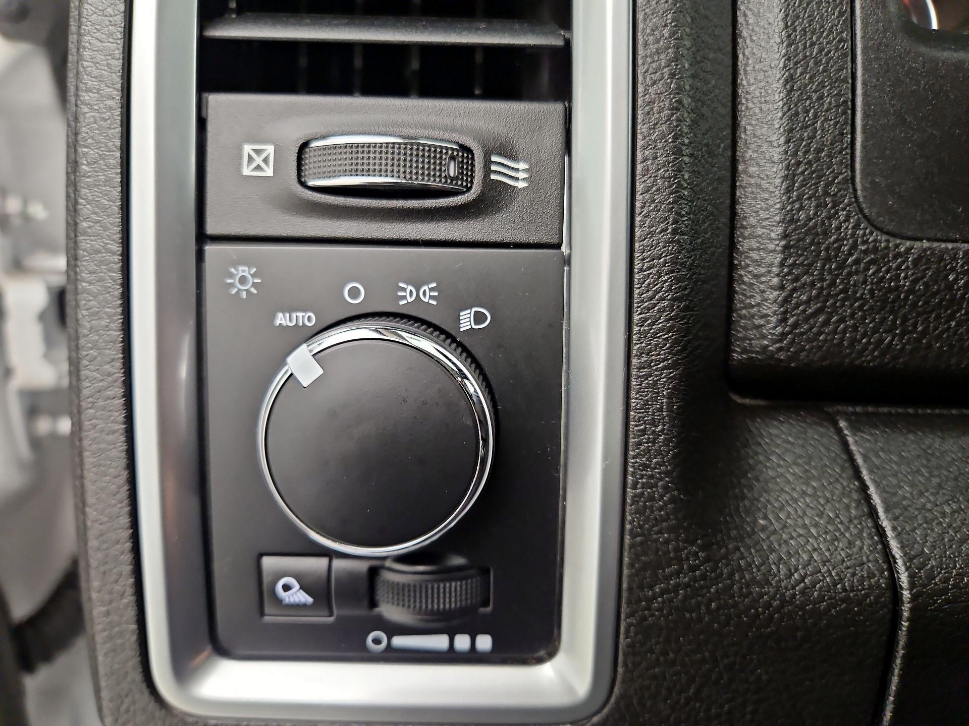 Thumbnail: 2022 RAM 1500 Classic - 13