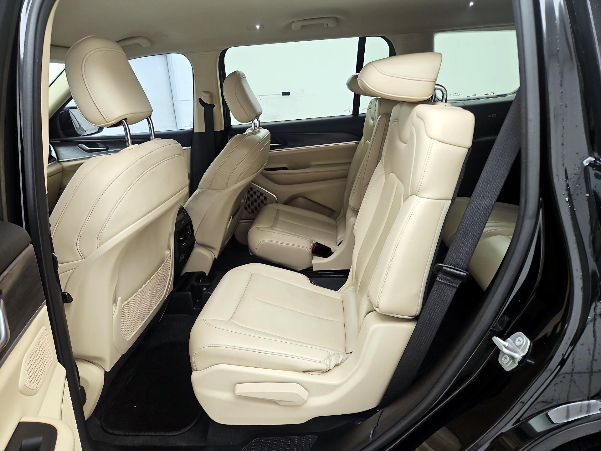 Thumbnail: 2021 Jeep Grand Cherokee L - 20