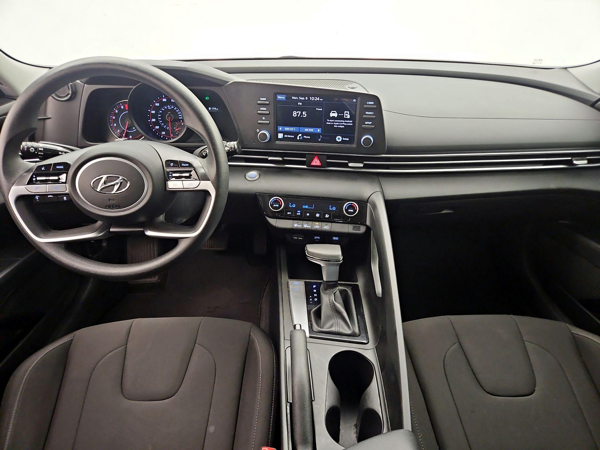 Thumbnail: 2023 Hyundai Elantra - 9