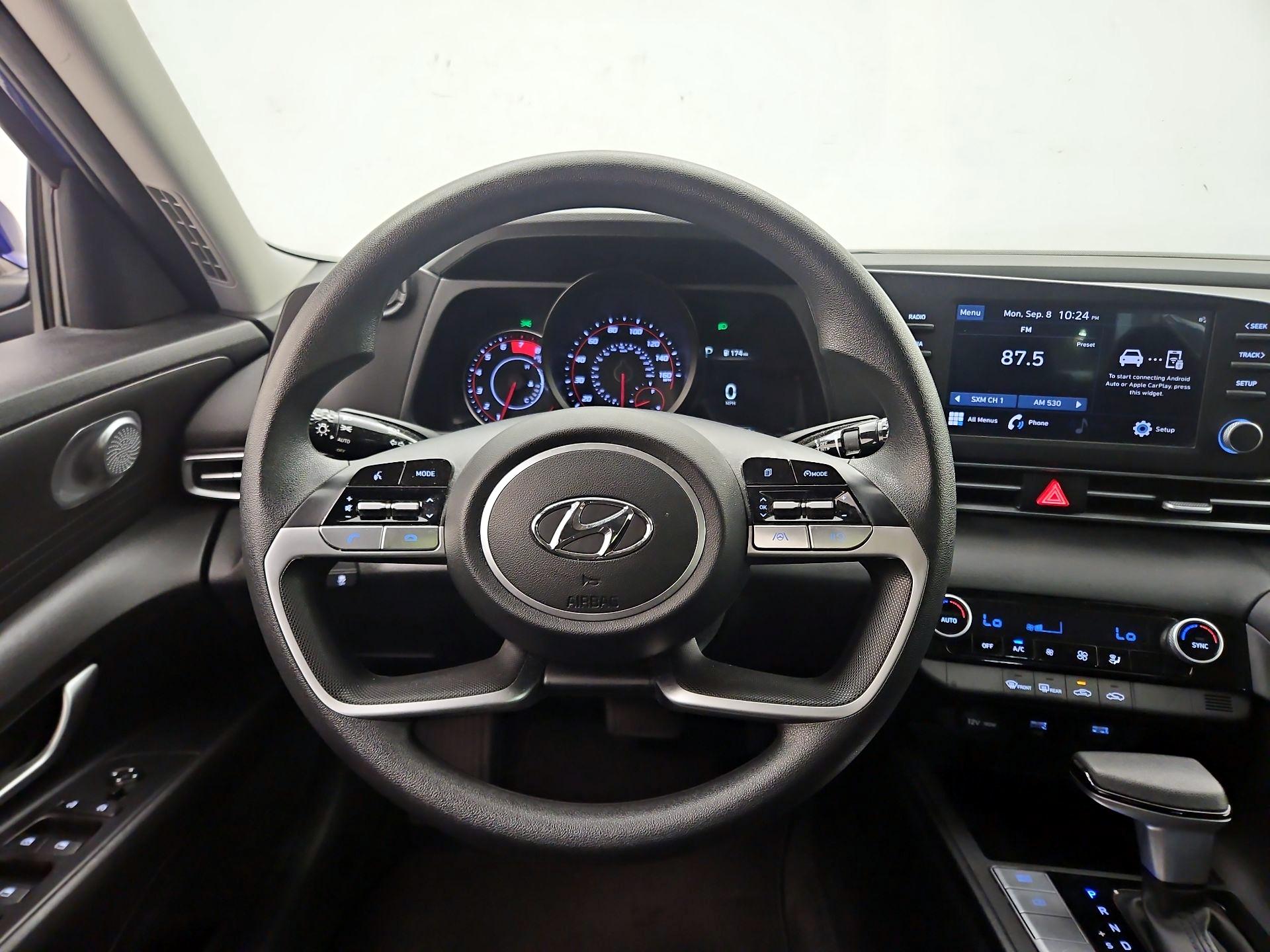 Thumbnail: 2023 Hyundai Elantra - 10