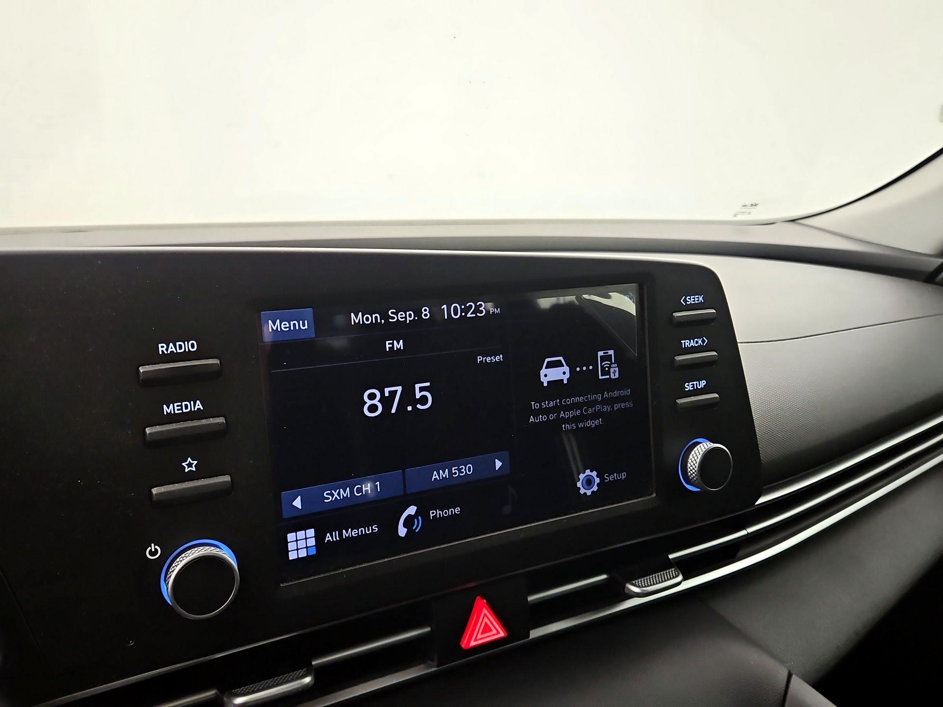 Thumbnail: 2023 Hyundai Elantra - 15