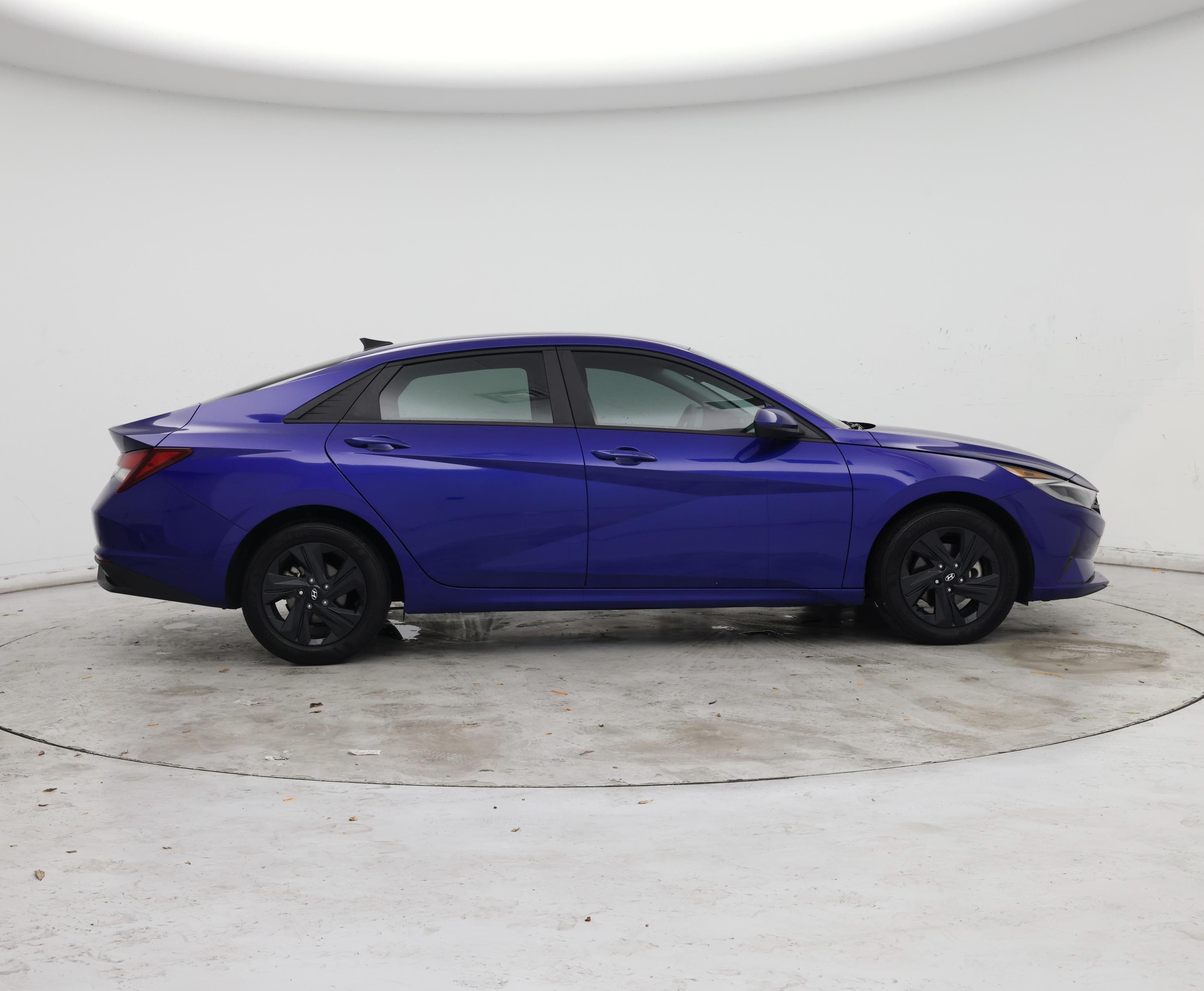 Thumbnail: 2023 Hyundai Elantra - 7