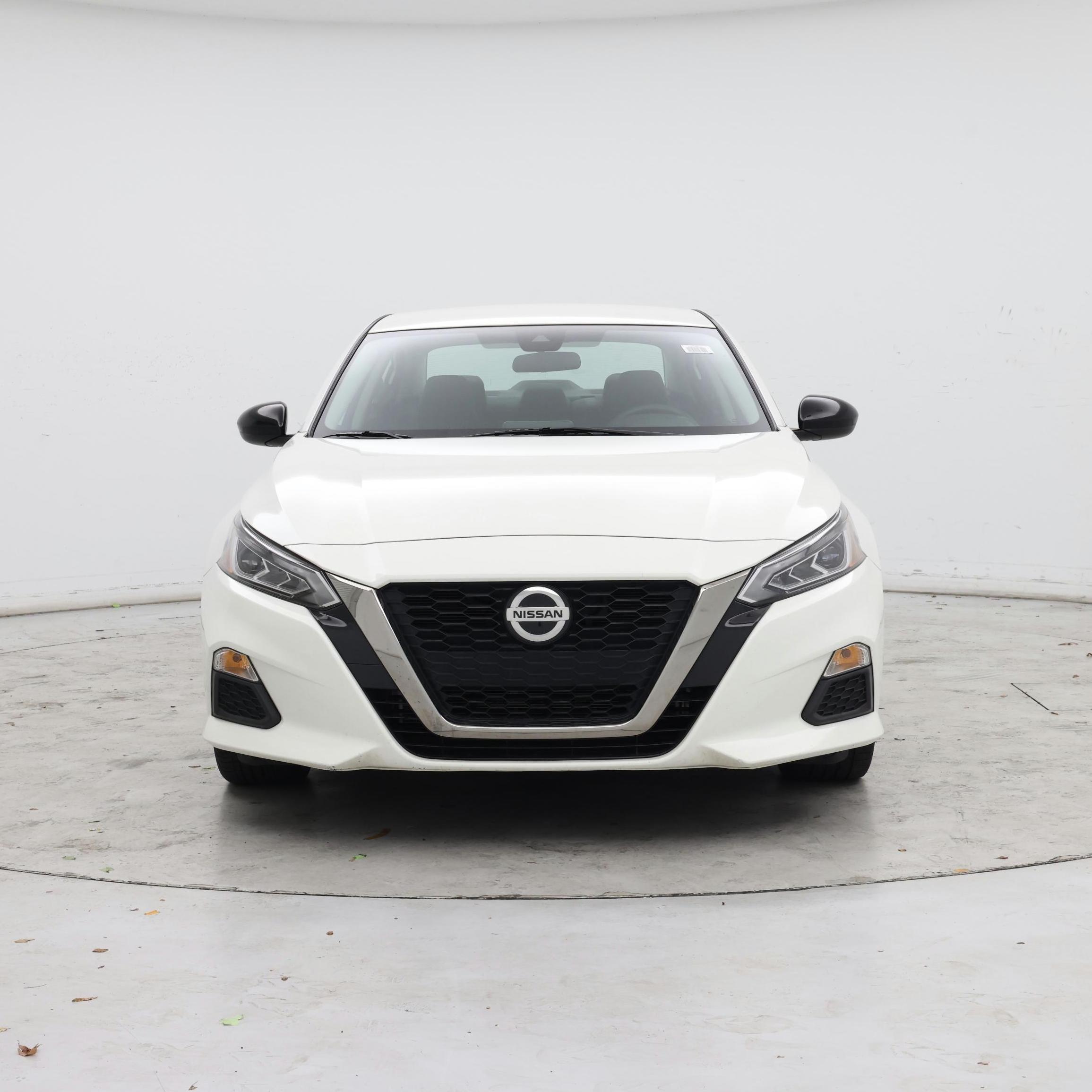 Thumbnail: 2020 Nissan Altima - 5